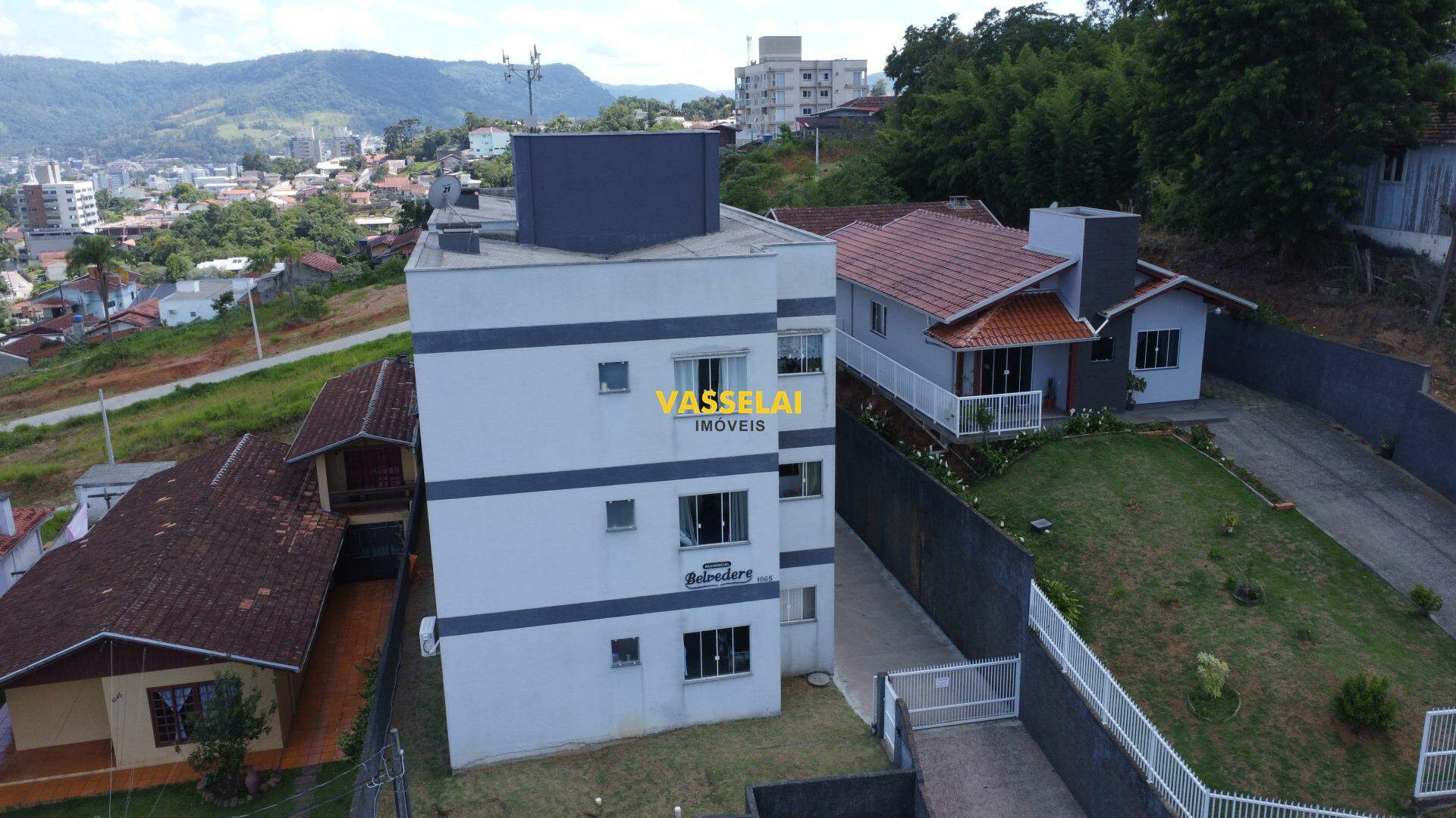 Apartamento à venda no Eugênio Schneider: 