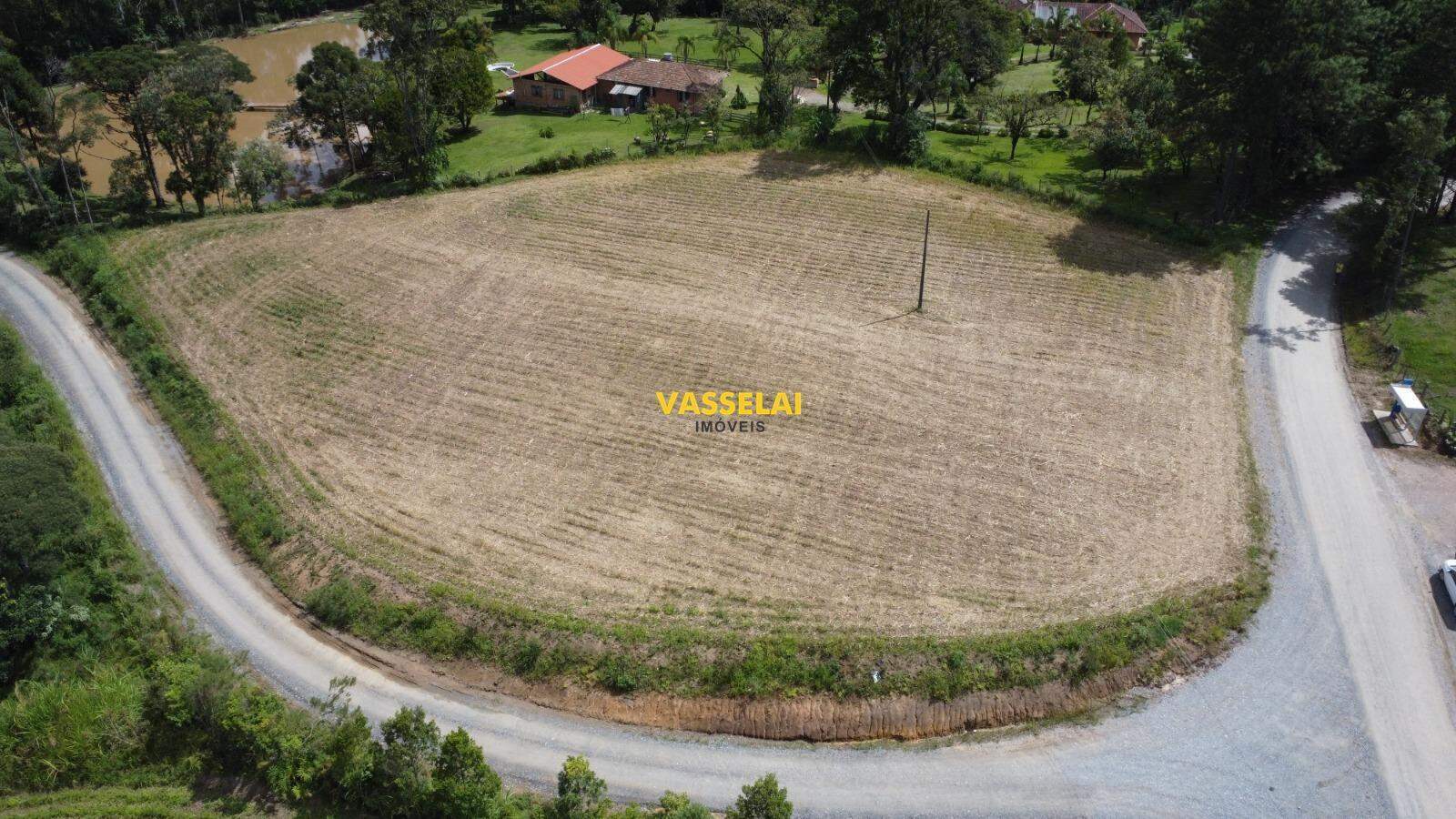 Terreno à venda no SERRA TABOÃO: 