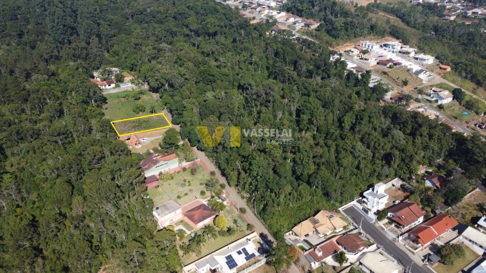 Terreno à venda no Fundo Canoas: 6.jpg