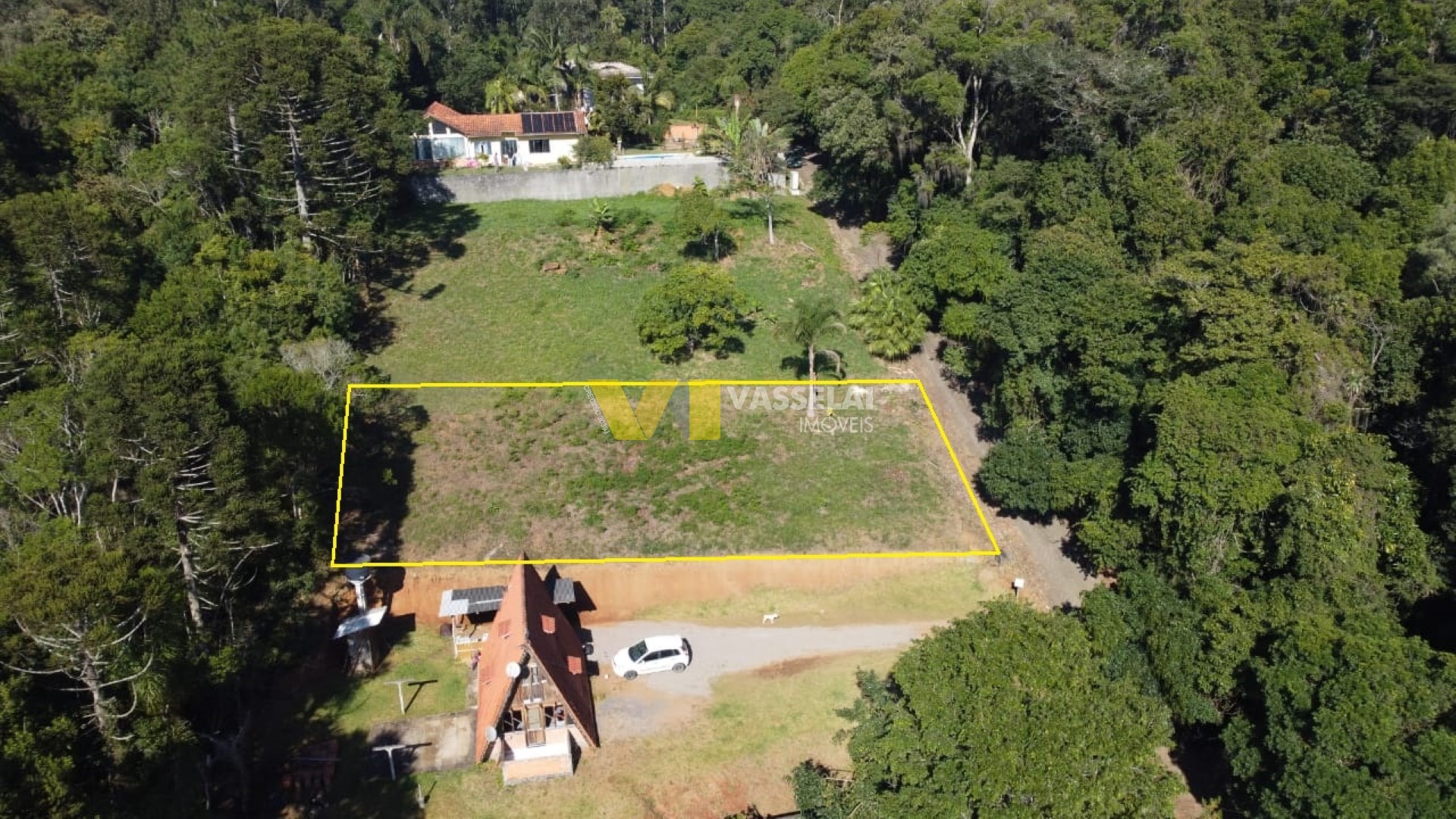 Terreno à venda no Fundo Canoas: 5.jpg