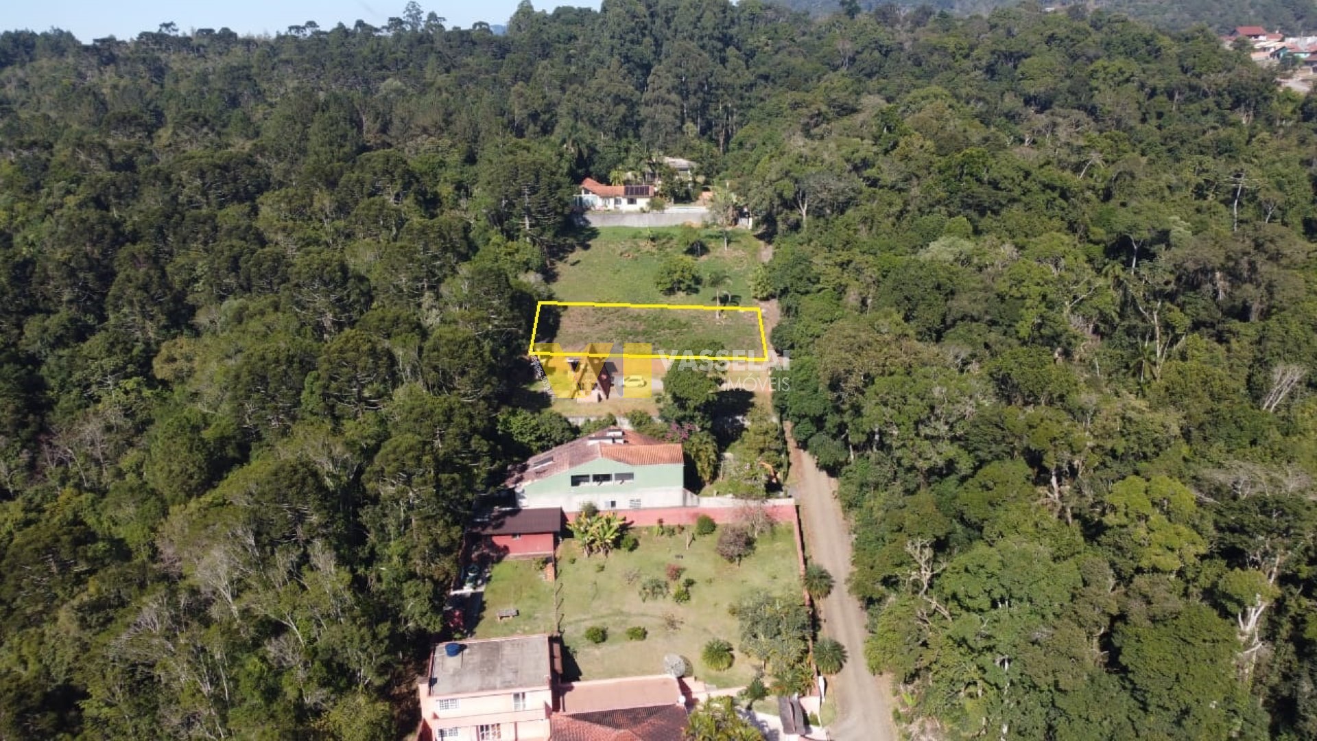 Terreno à venda no Fundo Canoas: 7.jpg