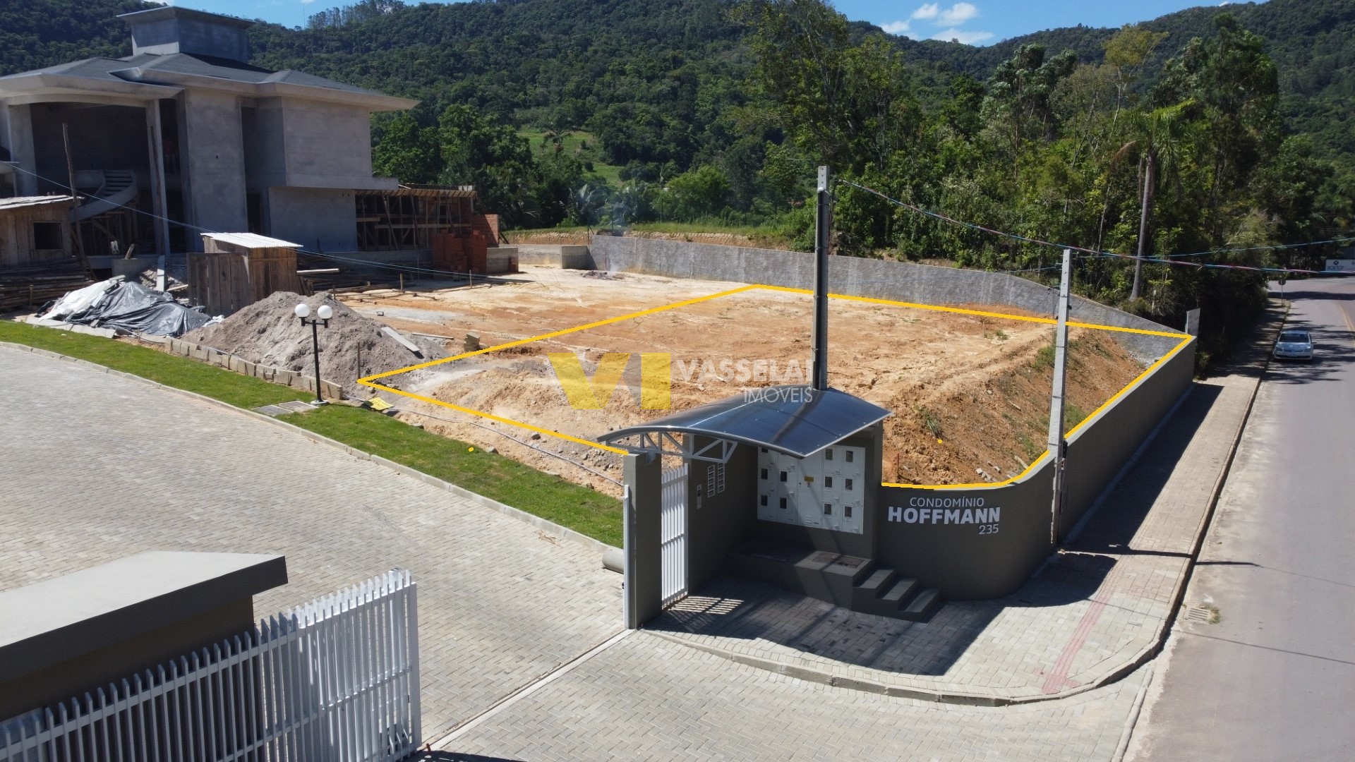 Terreno à venda no Fundo Canoas: 14.1.JPG