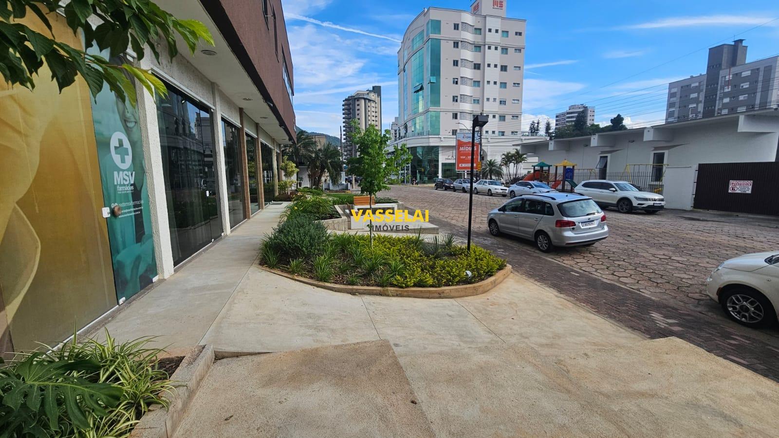 Sala à venda no Jardim América: 