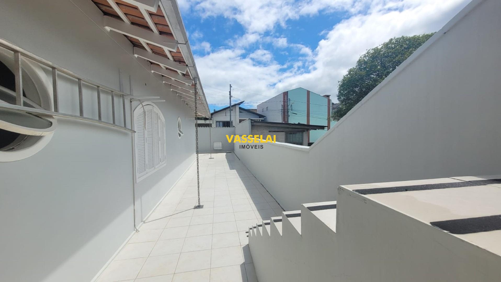 Casa à venda no Centro: 