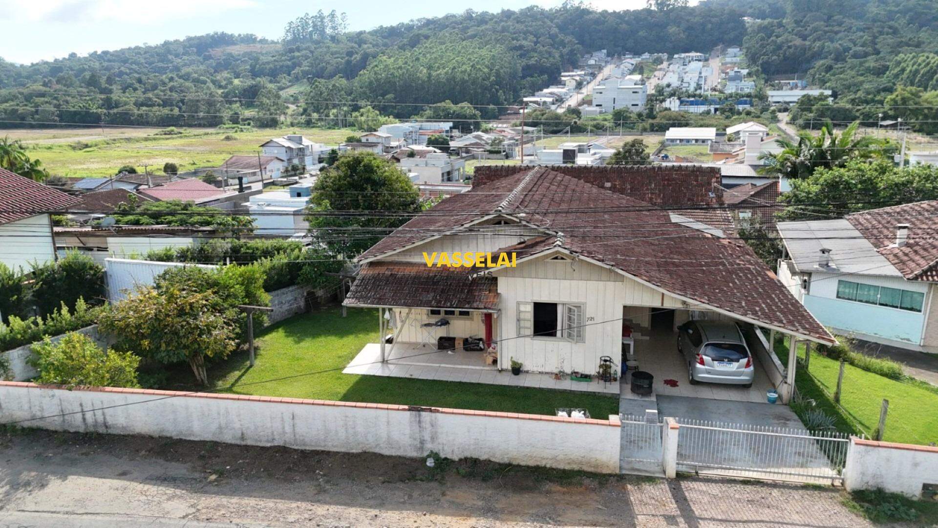 Casa à venda no Taboão: 