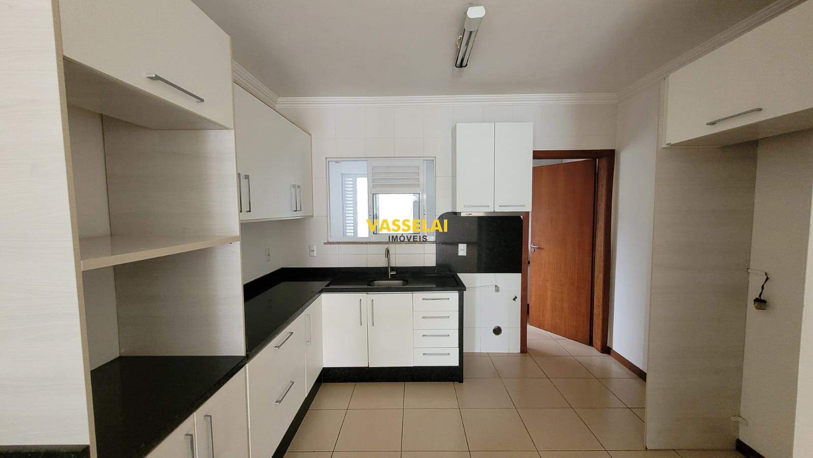 Apartamento para aluguel no Canta Galo: 