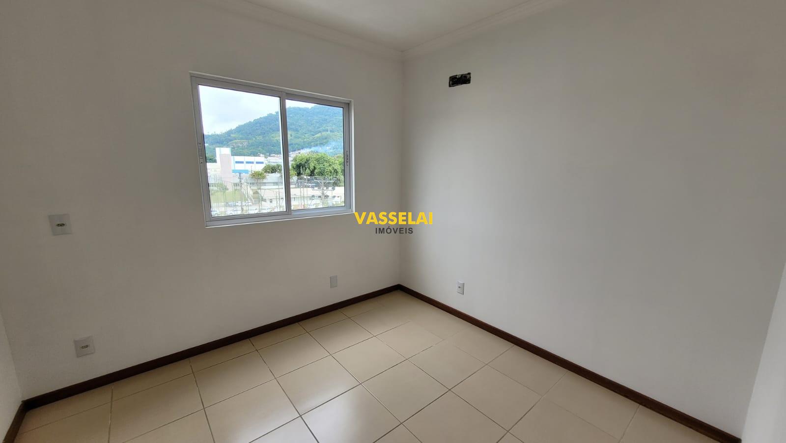Apartamento para aluguel no Canta Galo: 