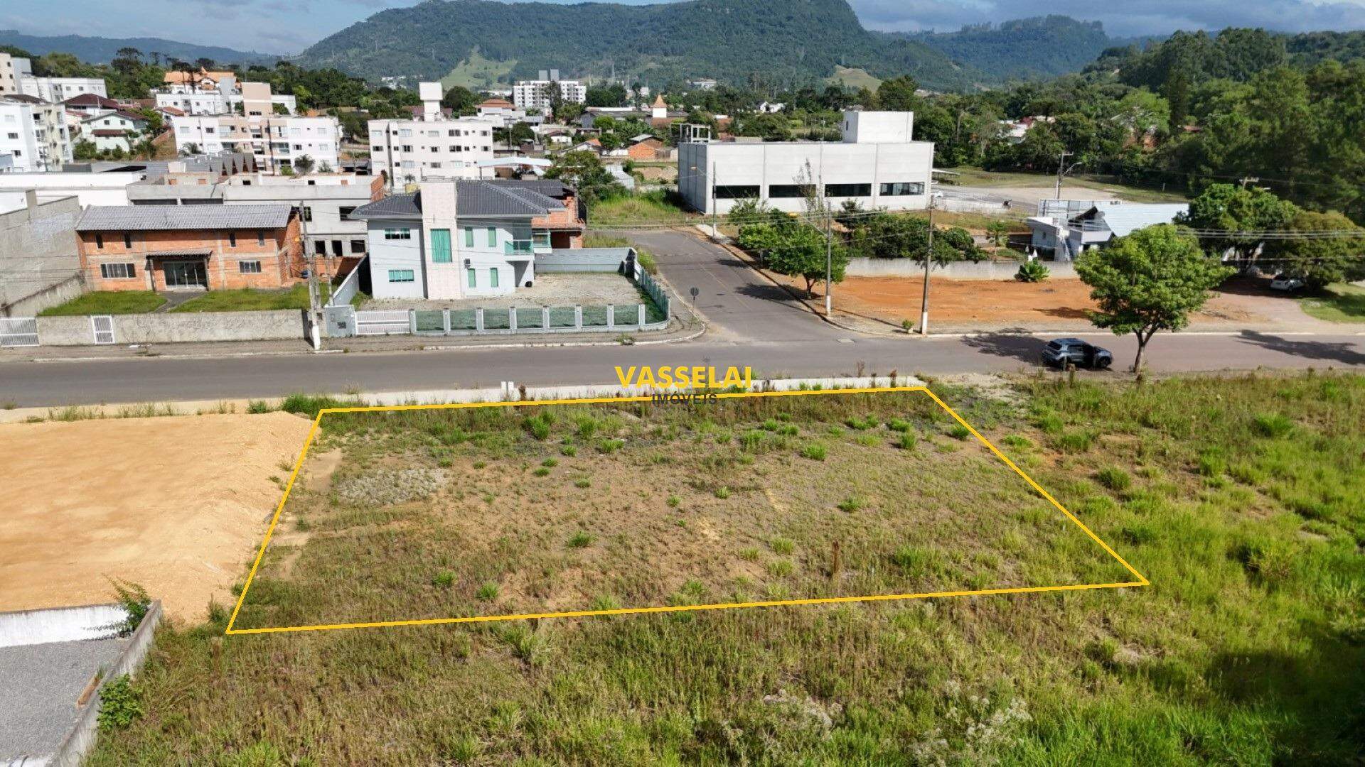 Terreno à venda no Bremer: