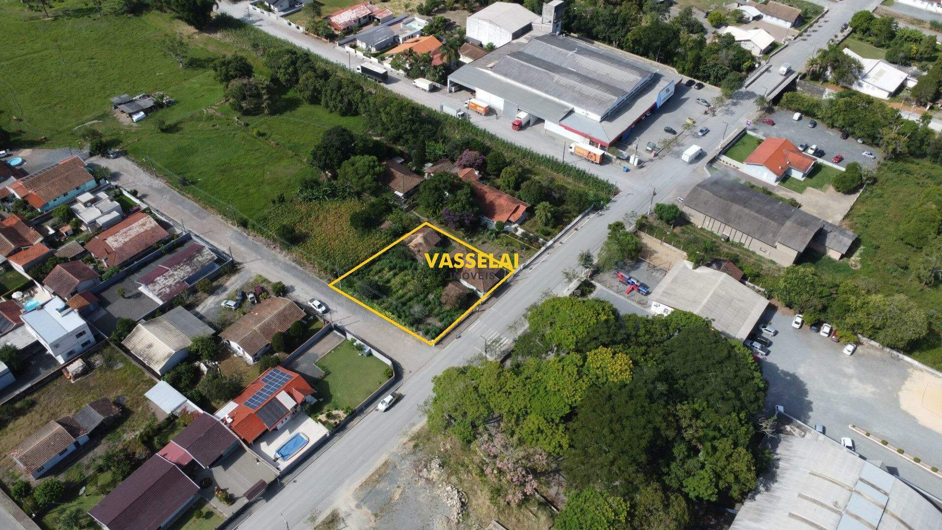 Casa à venda no Centro: 