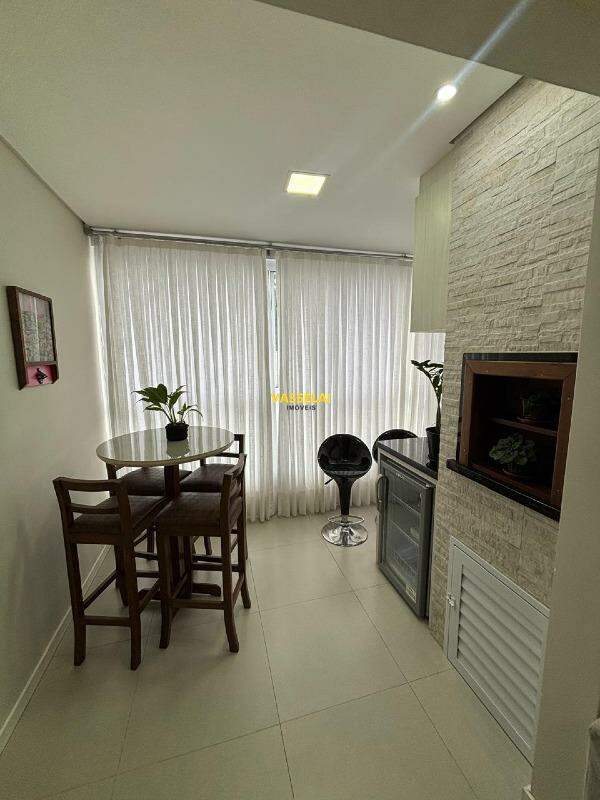 Apartamento à venda no Laranjeiras: 