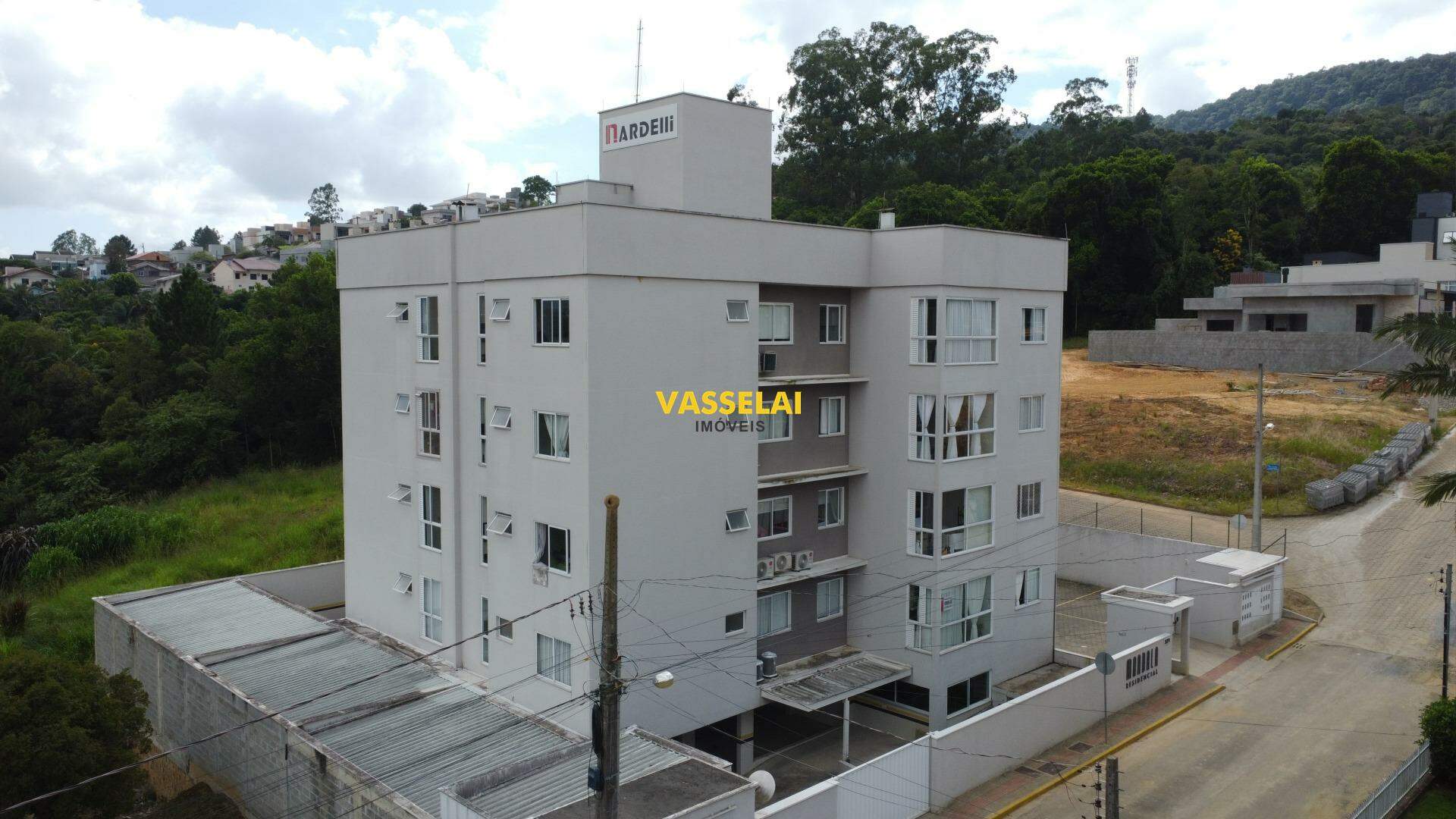 Apartamento à venda no Laranjeiras: 