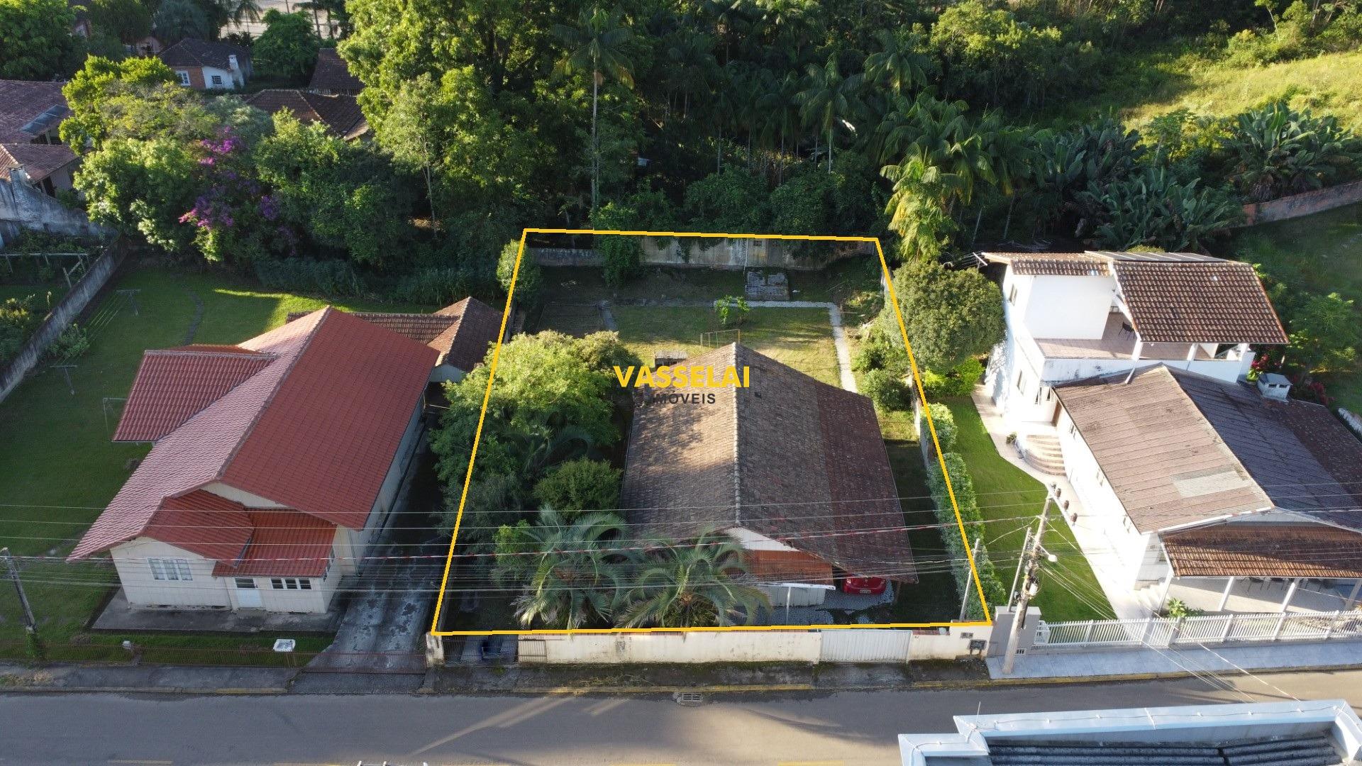 Terreno à venda no Laranjeiras: 