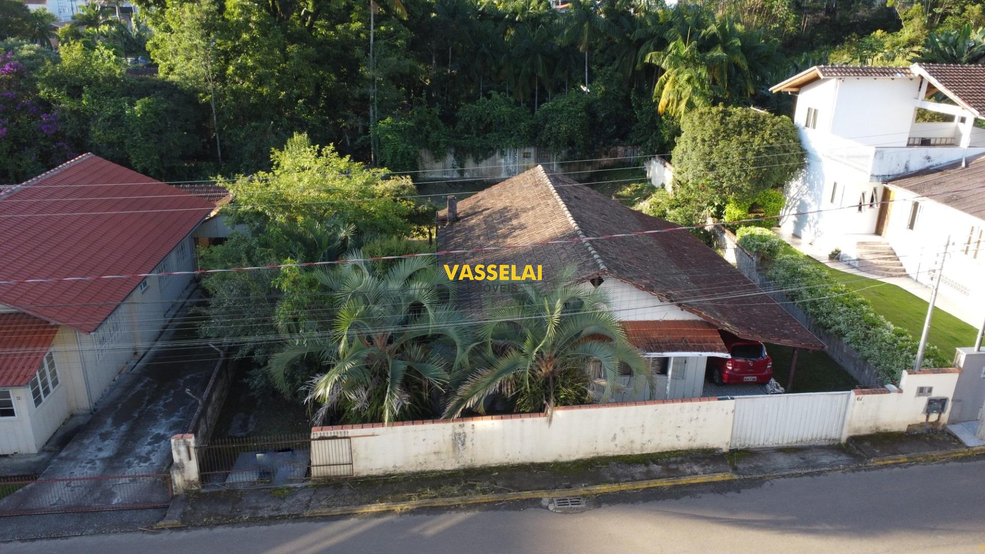 Terreno à venda no Laranjeiras: 