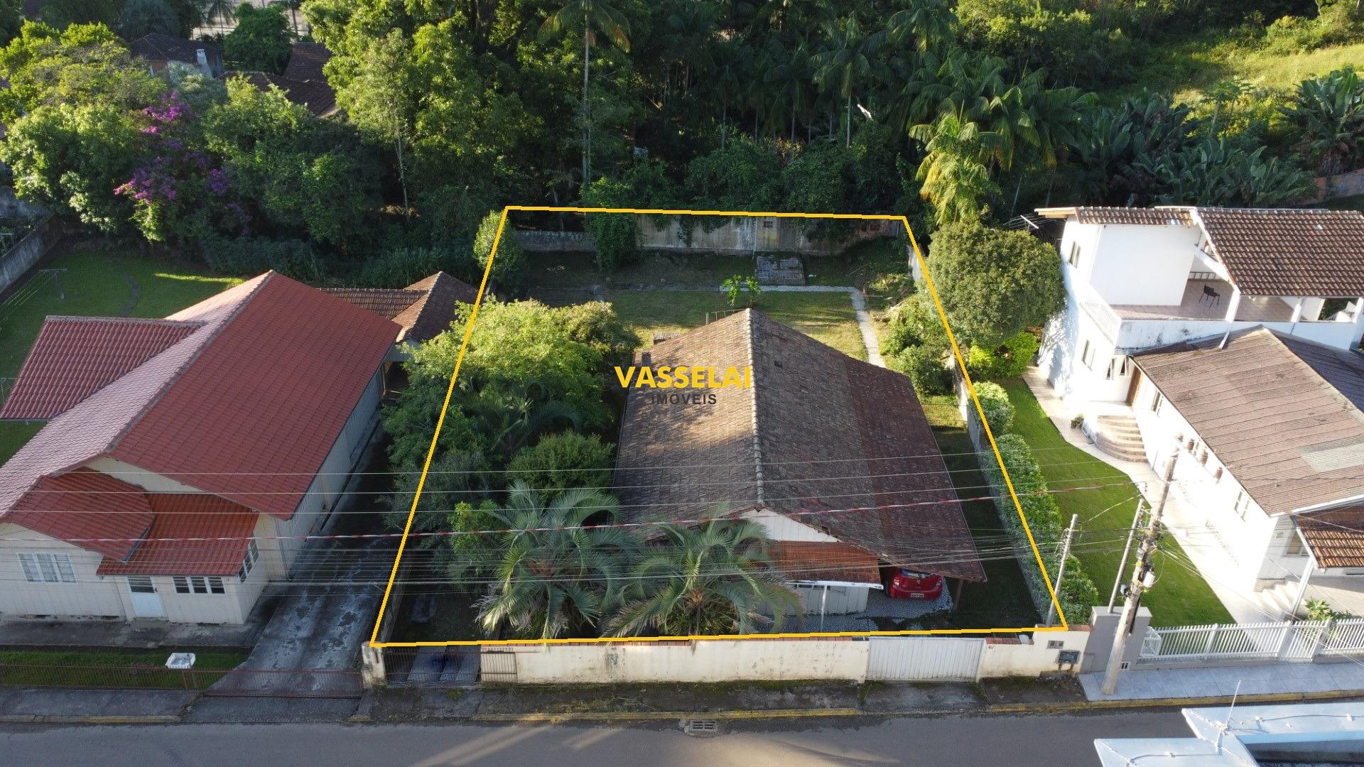 Terreno à venda no Laranjeiras: 