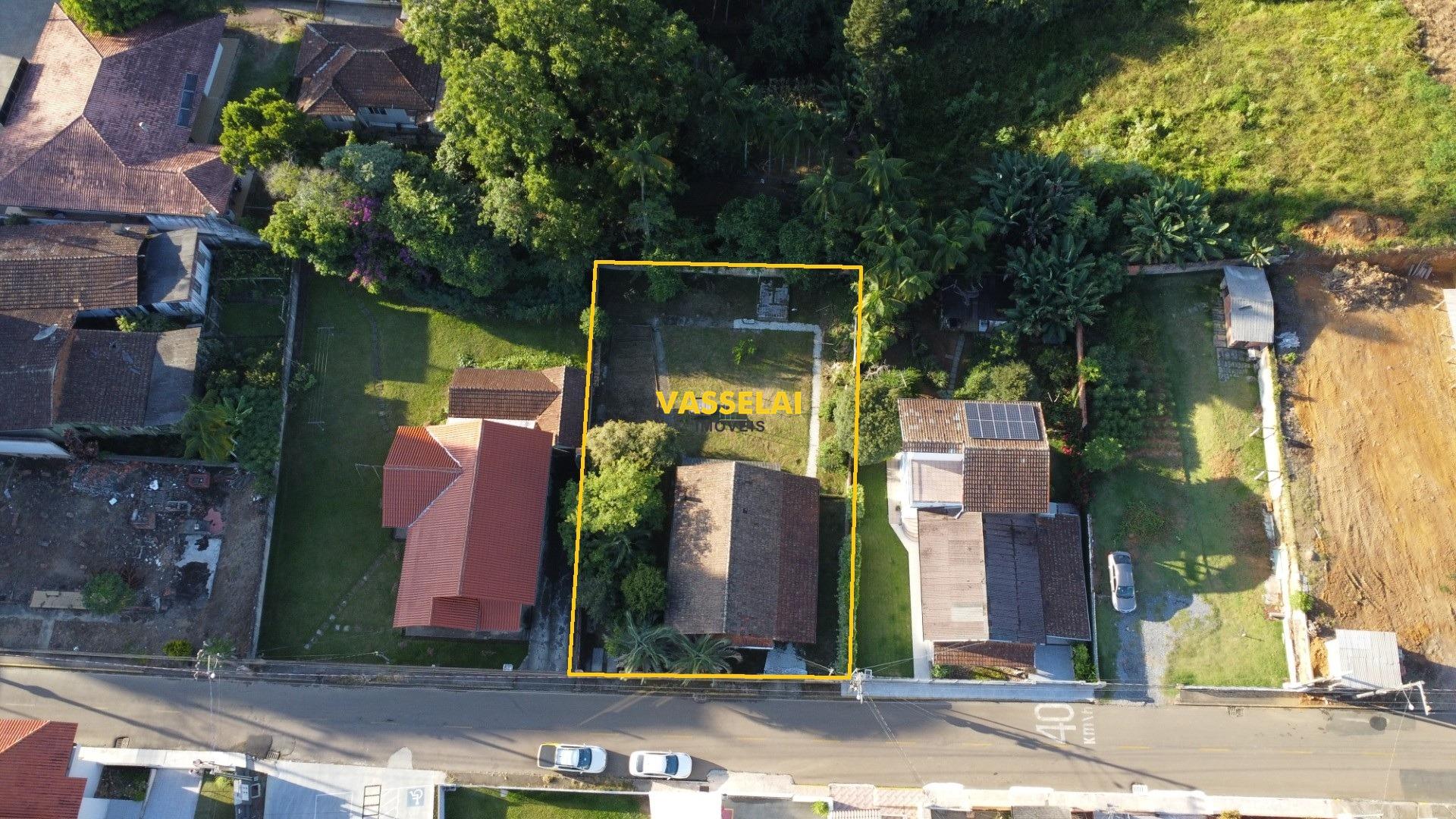 Terreno à venda no Laranjeiras: 