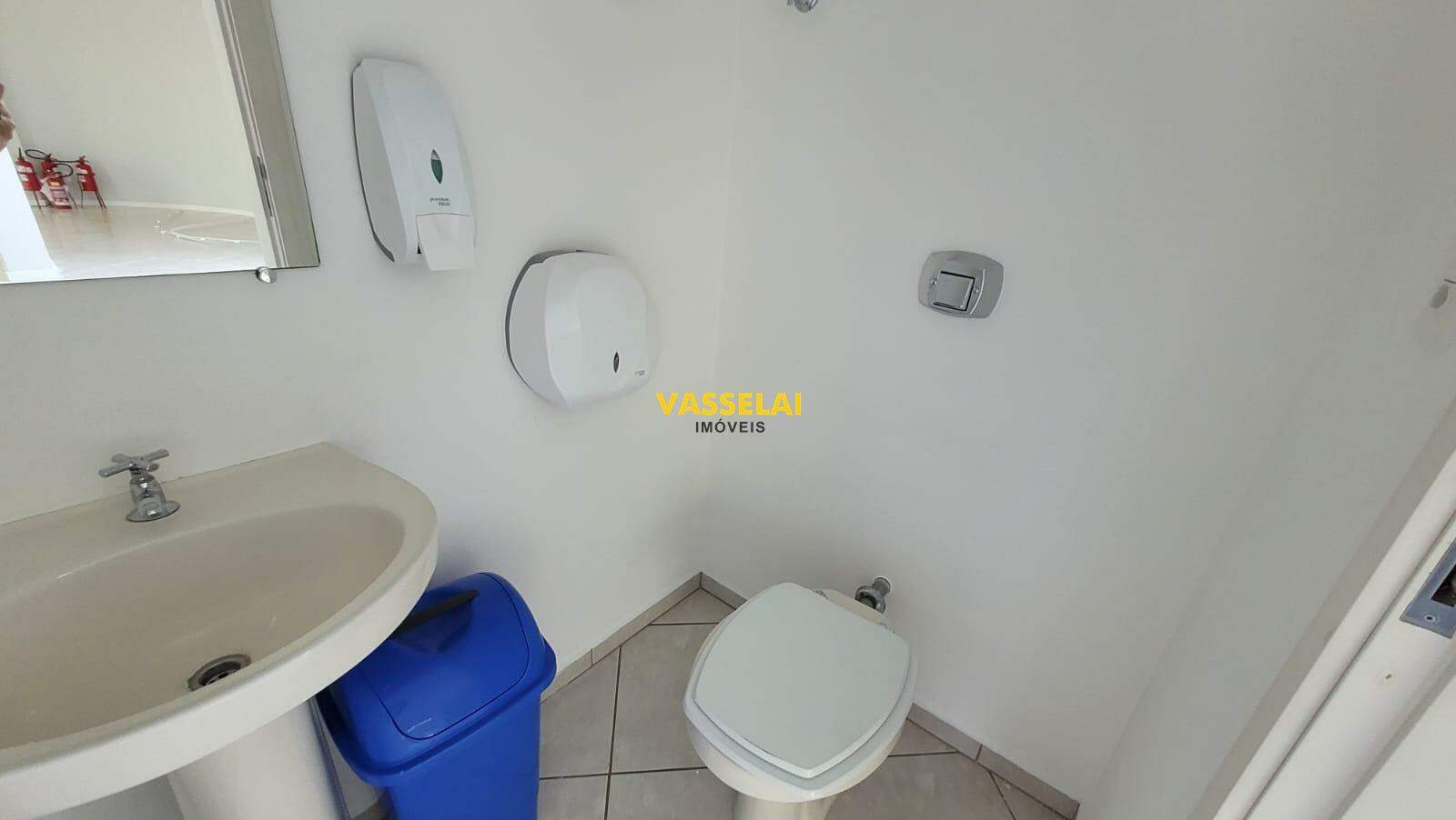 Sala para aluguel no Centro: 