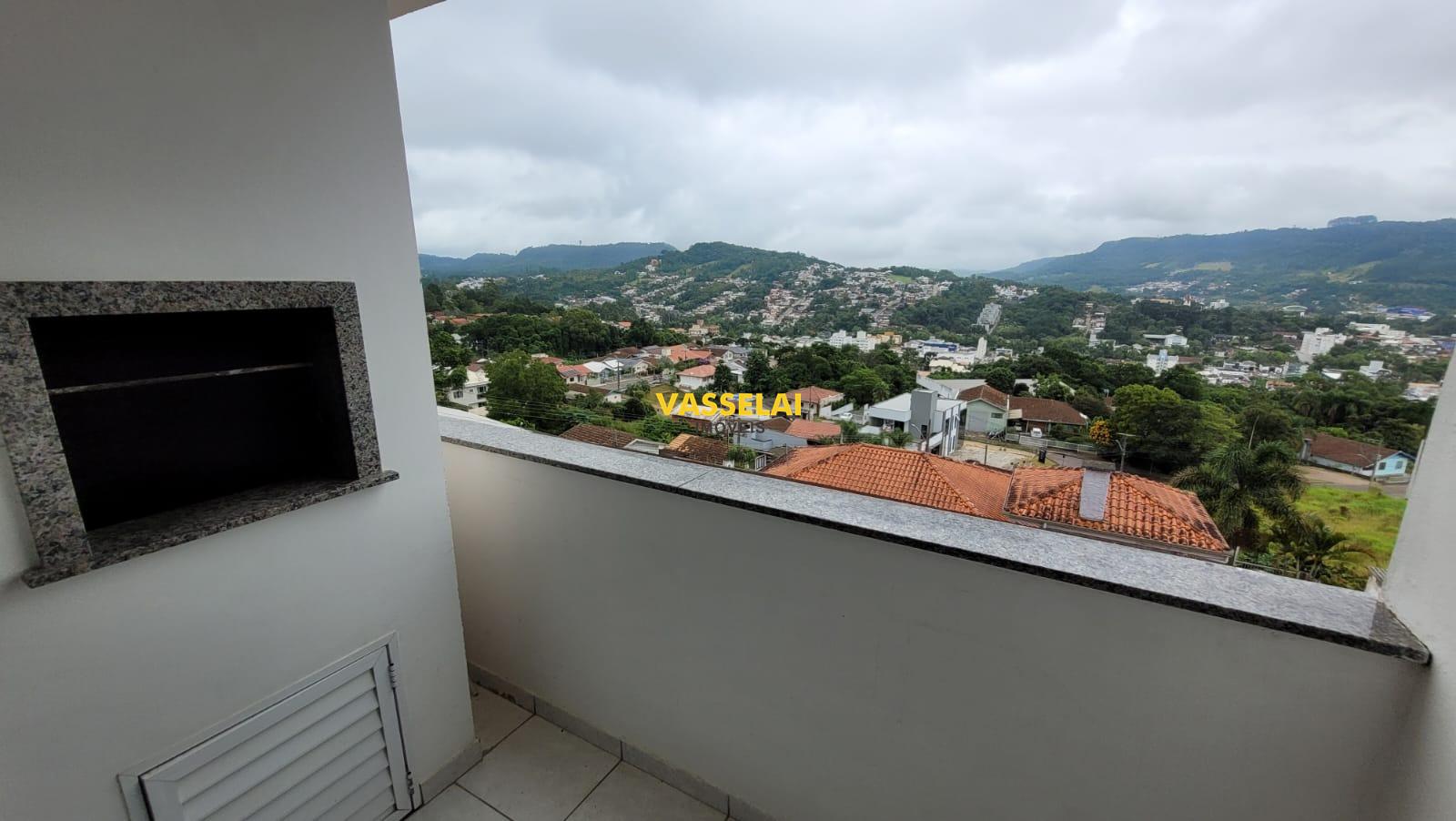 Apartamento para aluguel no Eugênio Schneider: 