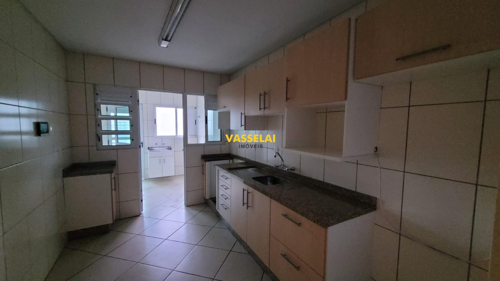 Apartamento para aluguel no Centro: 