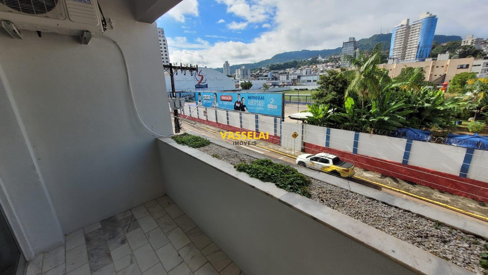 Apartamento para aluguel no Centro: 