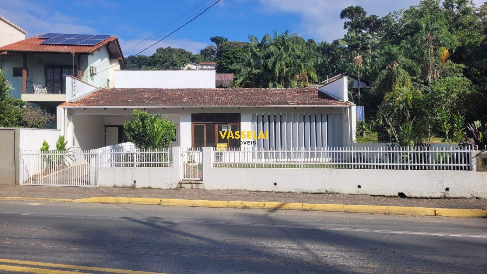 Casa para aluguel no Sumaré: 