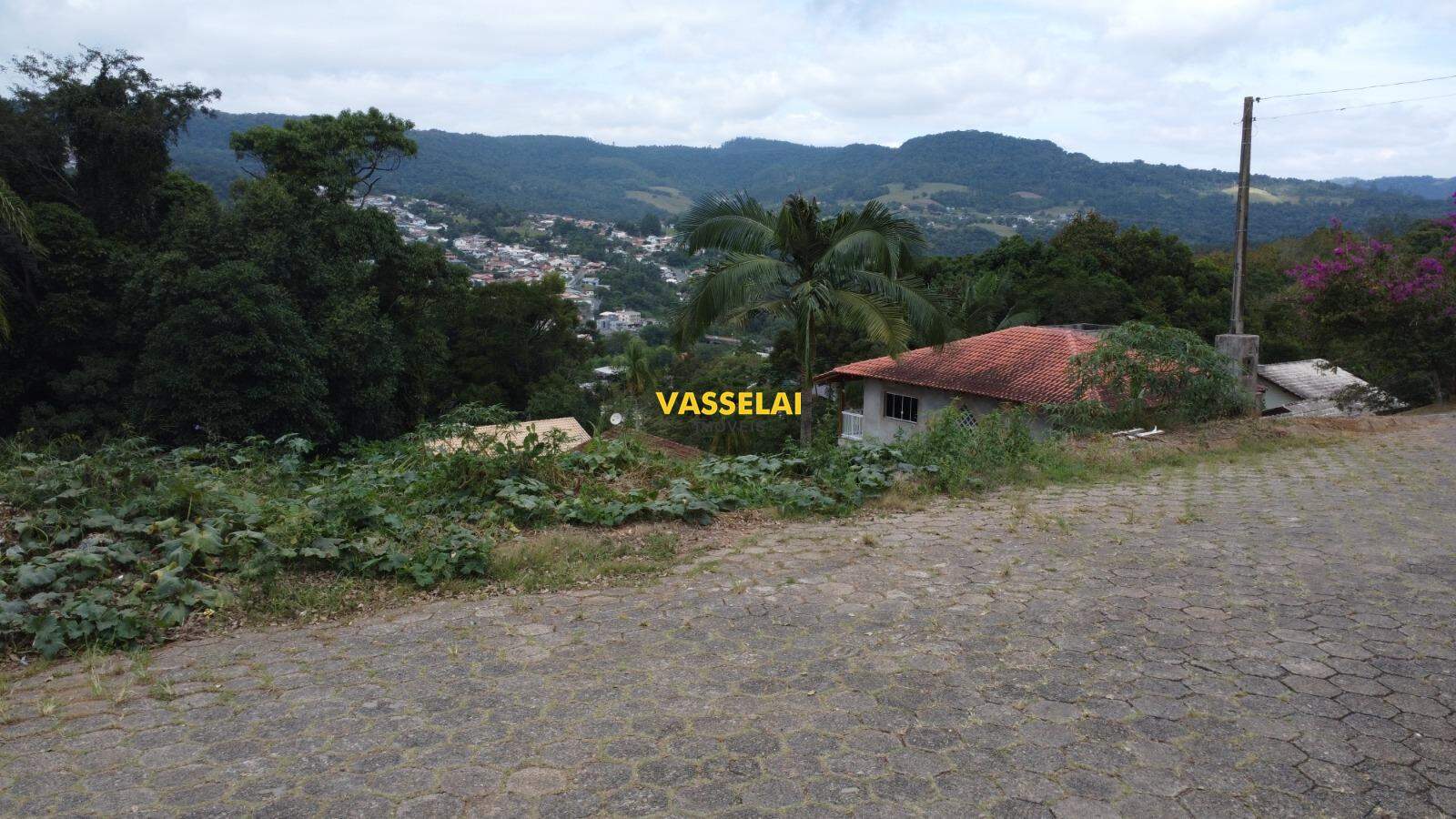 Terreno à venda no Sumaré: 