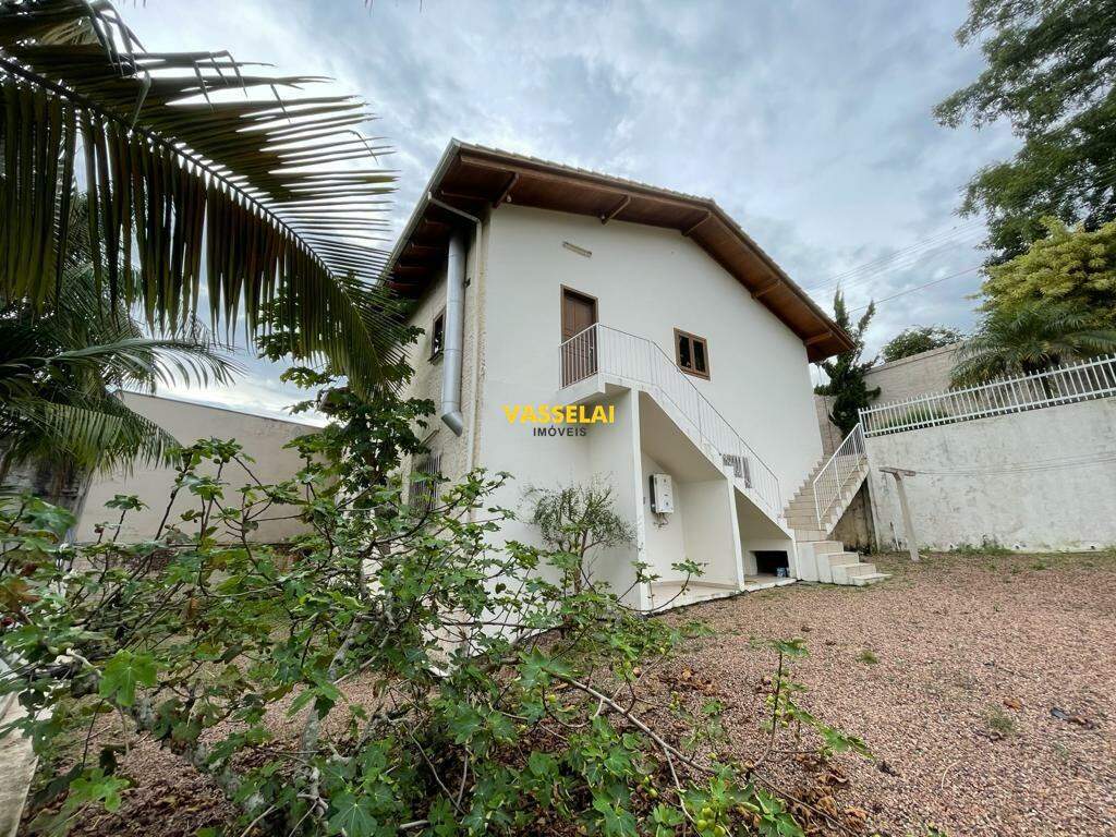 Casa à venda no Centro:
