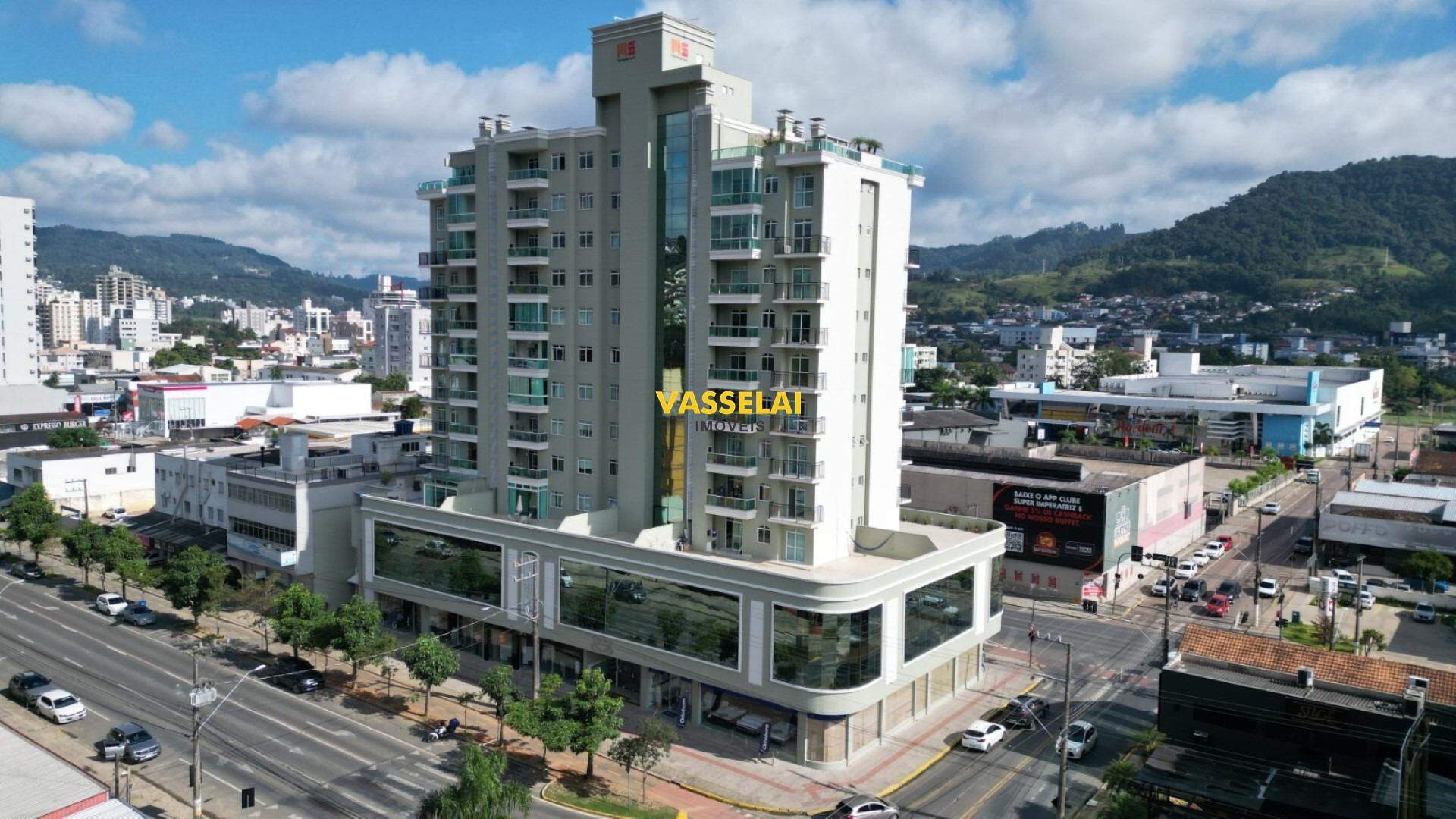 Apartamento para aluguel no Centro: 