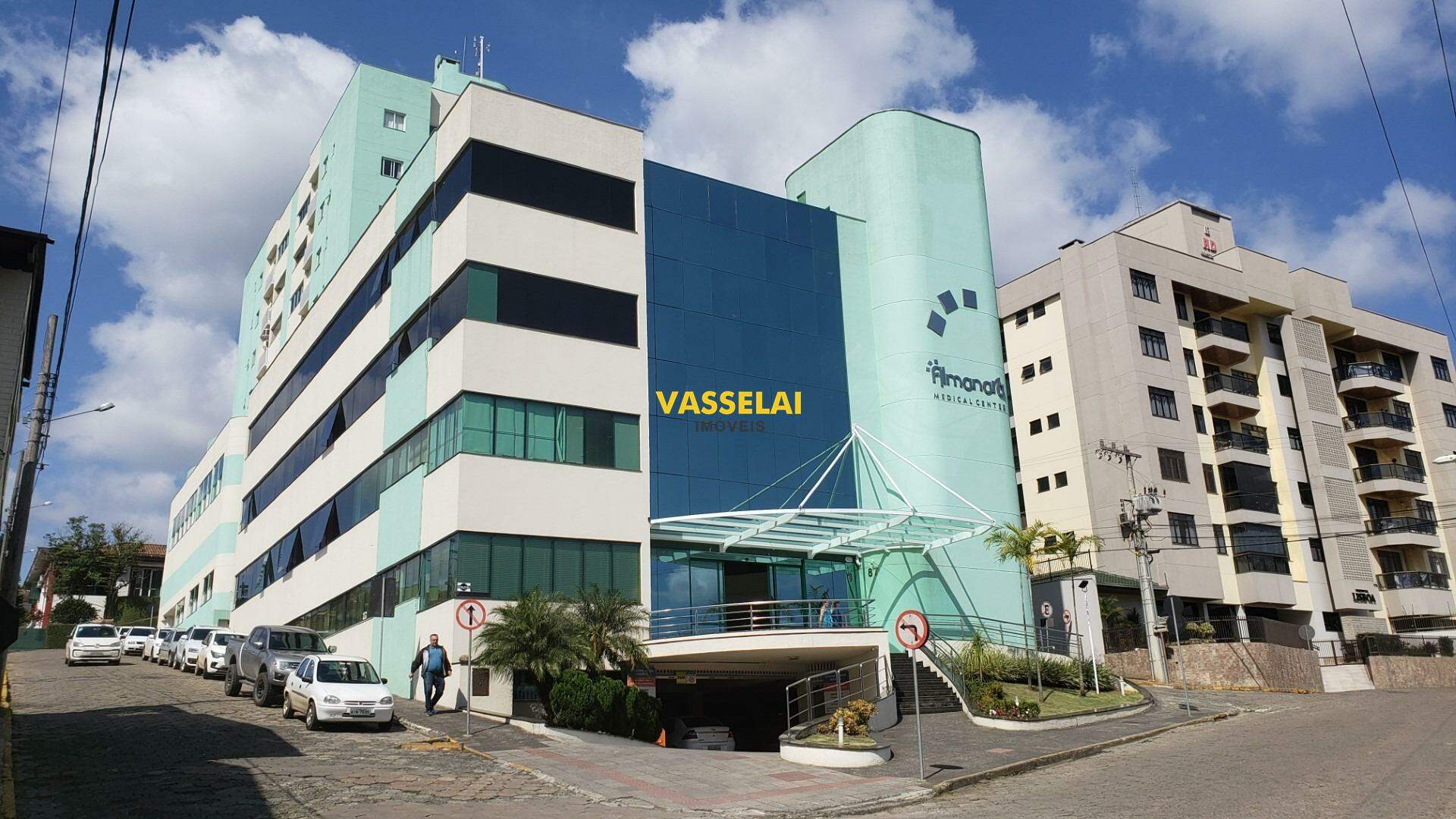 Apartamento para aluguel no Eugênio Schneider: 