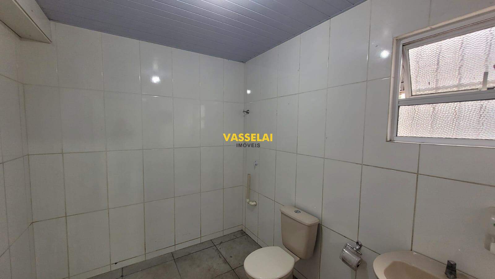 Comercial para aluguel no Budag: 