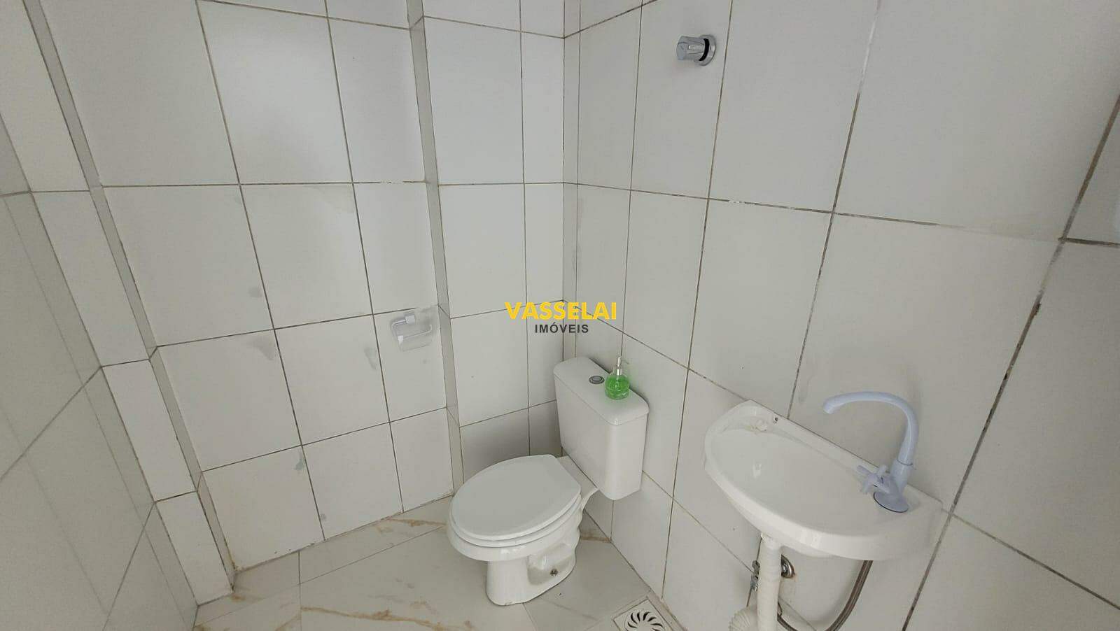 Sala à venda no Centro: