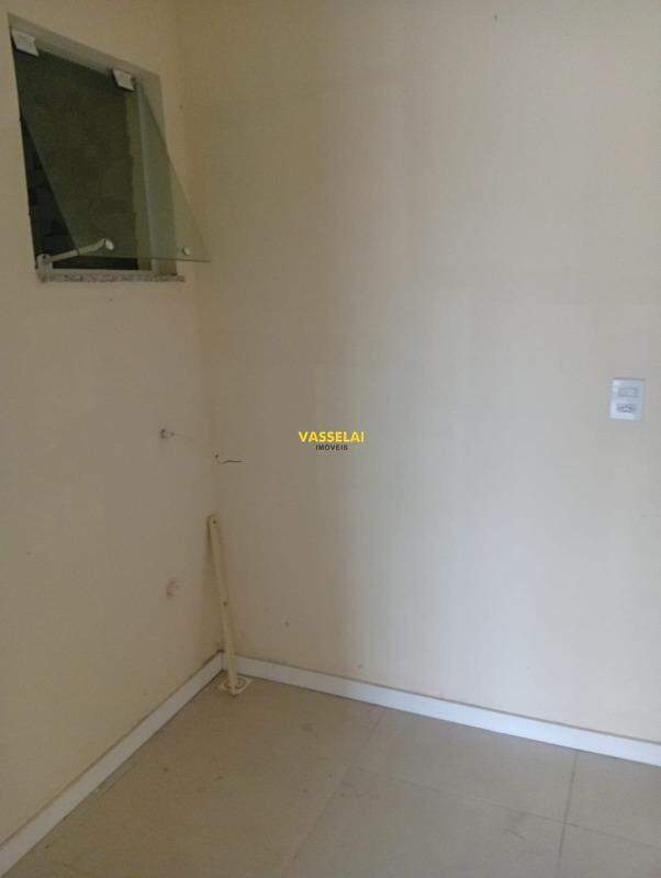 Casa à venda no Taboão: 