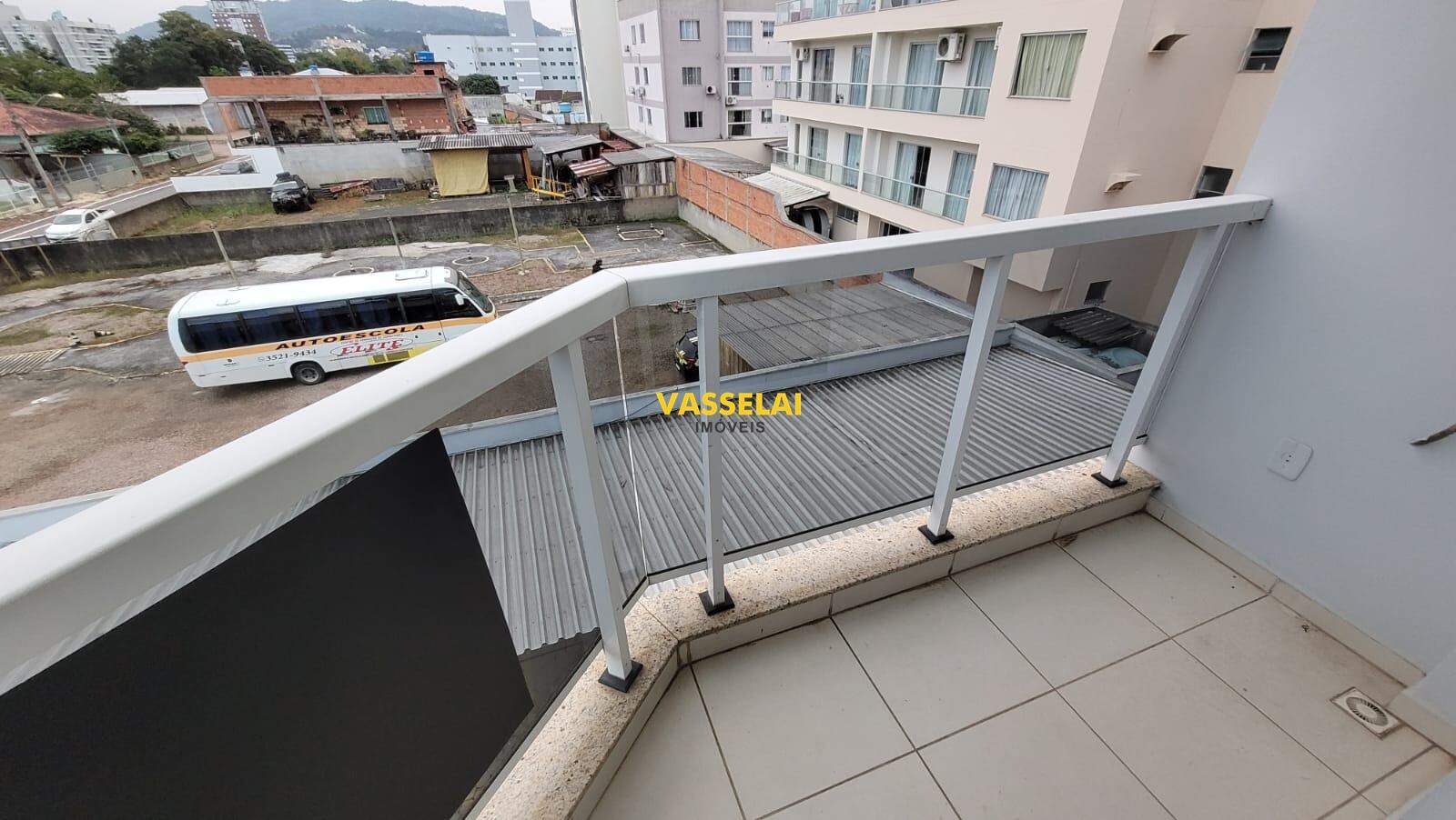 Apartamento para aluguel no Canta Galo: 