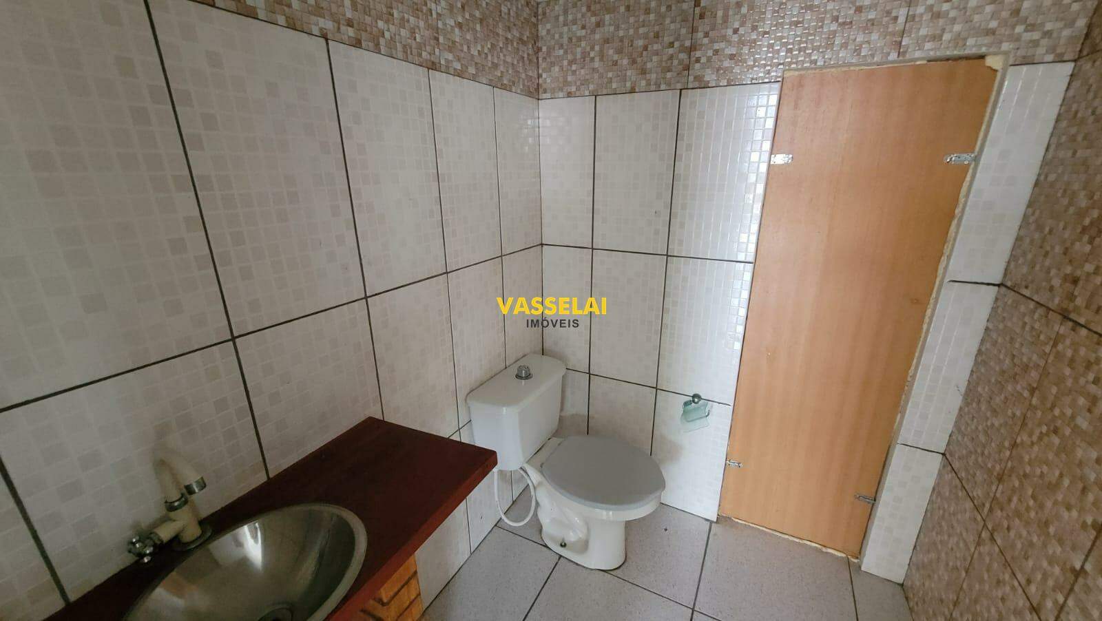 Comercial para aluguel no Fundo Canoas: 