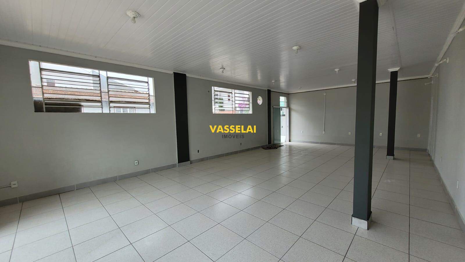 Comercial para aluguel no Fundo Canoas: 