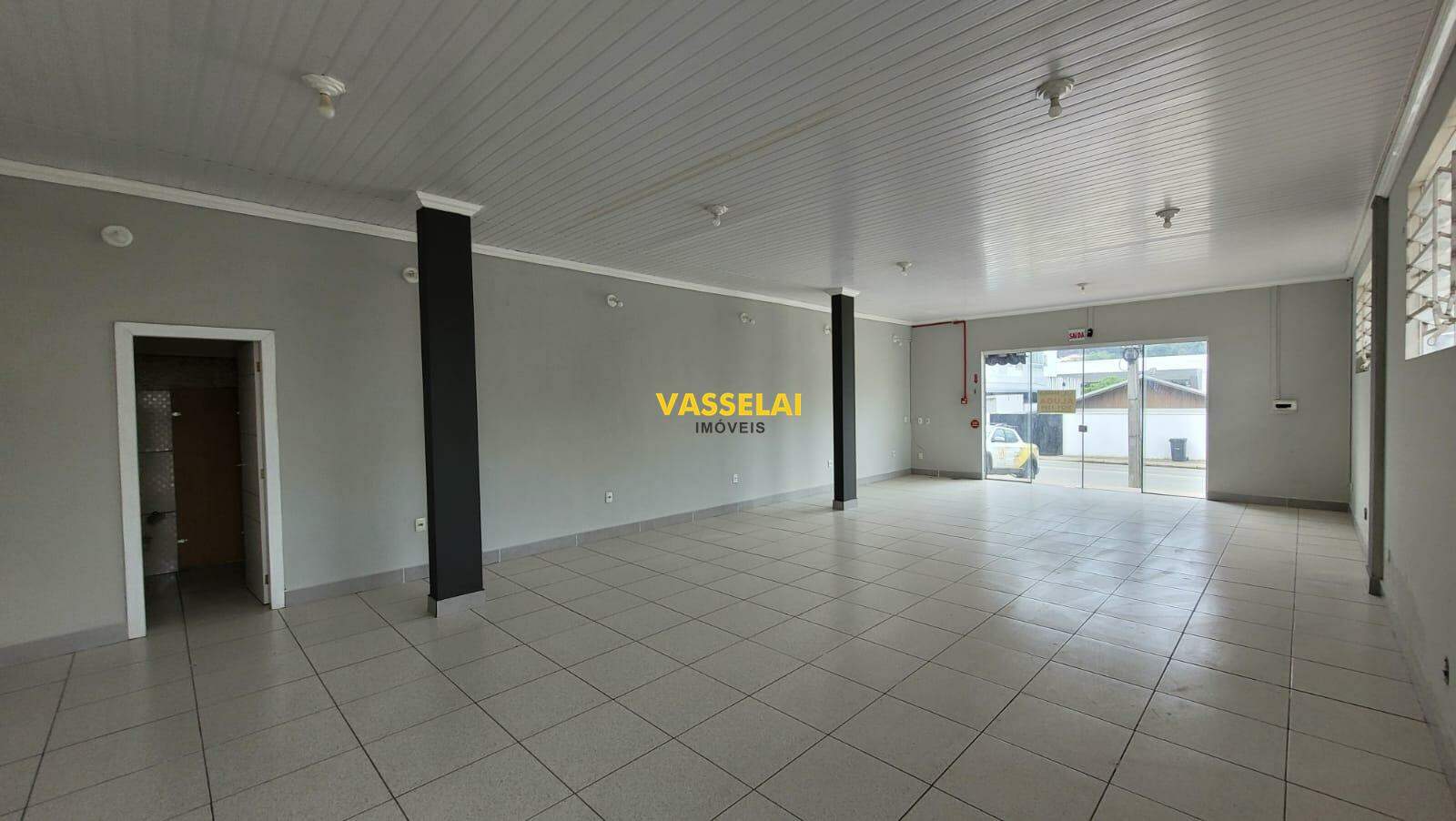 Comercial para aluguel no Fundo Canoas: 