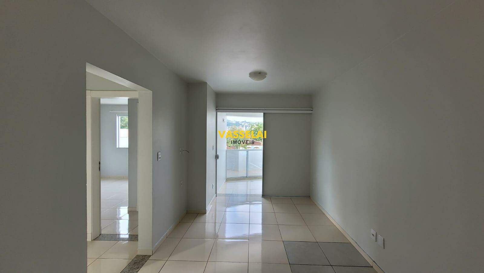 Apartamento para aluguel no Canta Galo: 