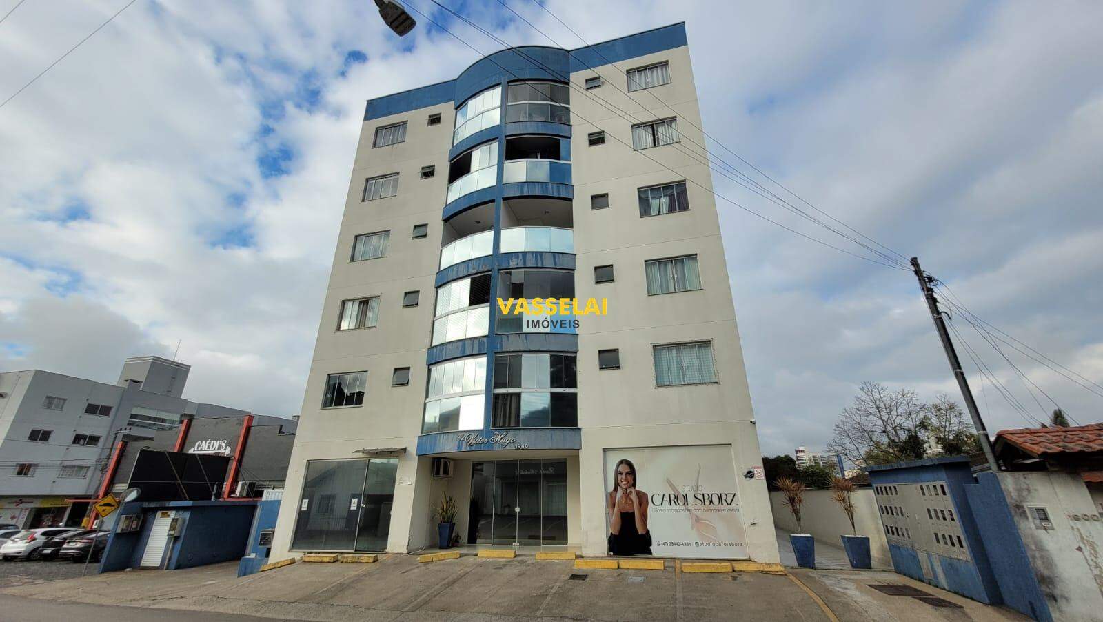 Apartamento para aluguel no Canta Galo: 
