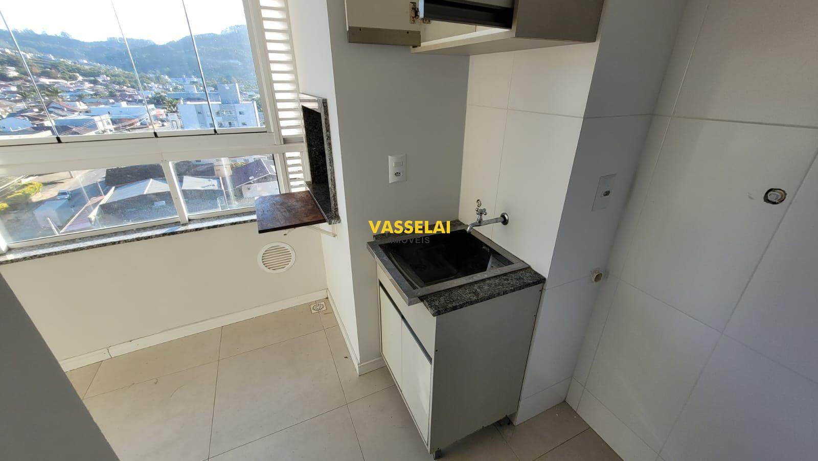 Apartamento para aluguel no Fundo Canoas: 
