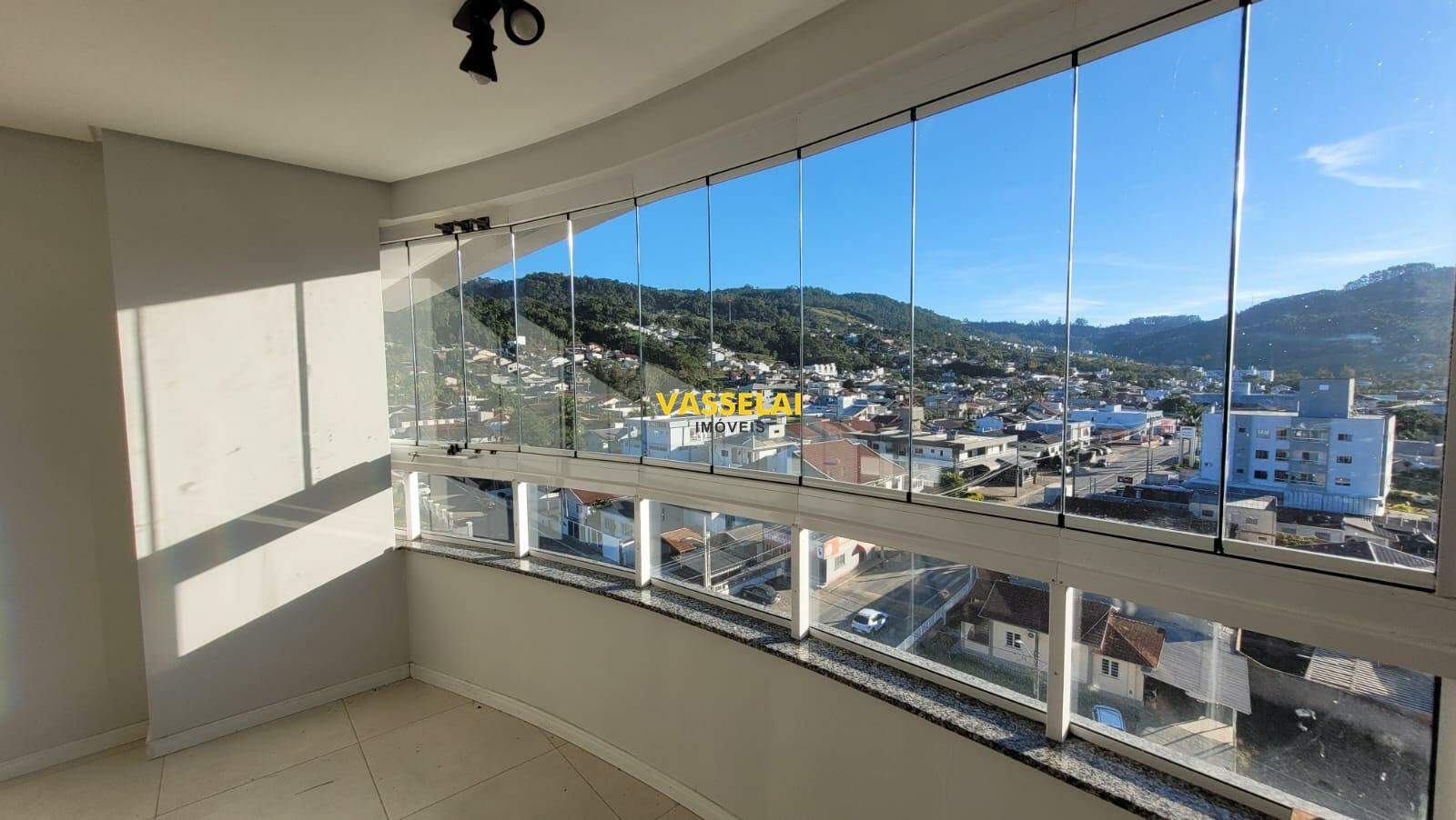 Apartamento para aluguel no Fundo Canoas: 