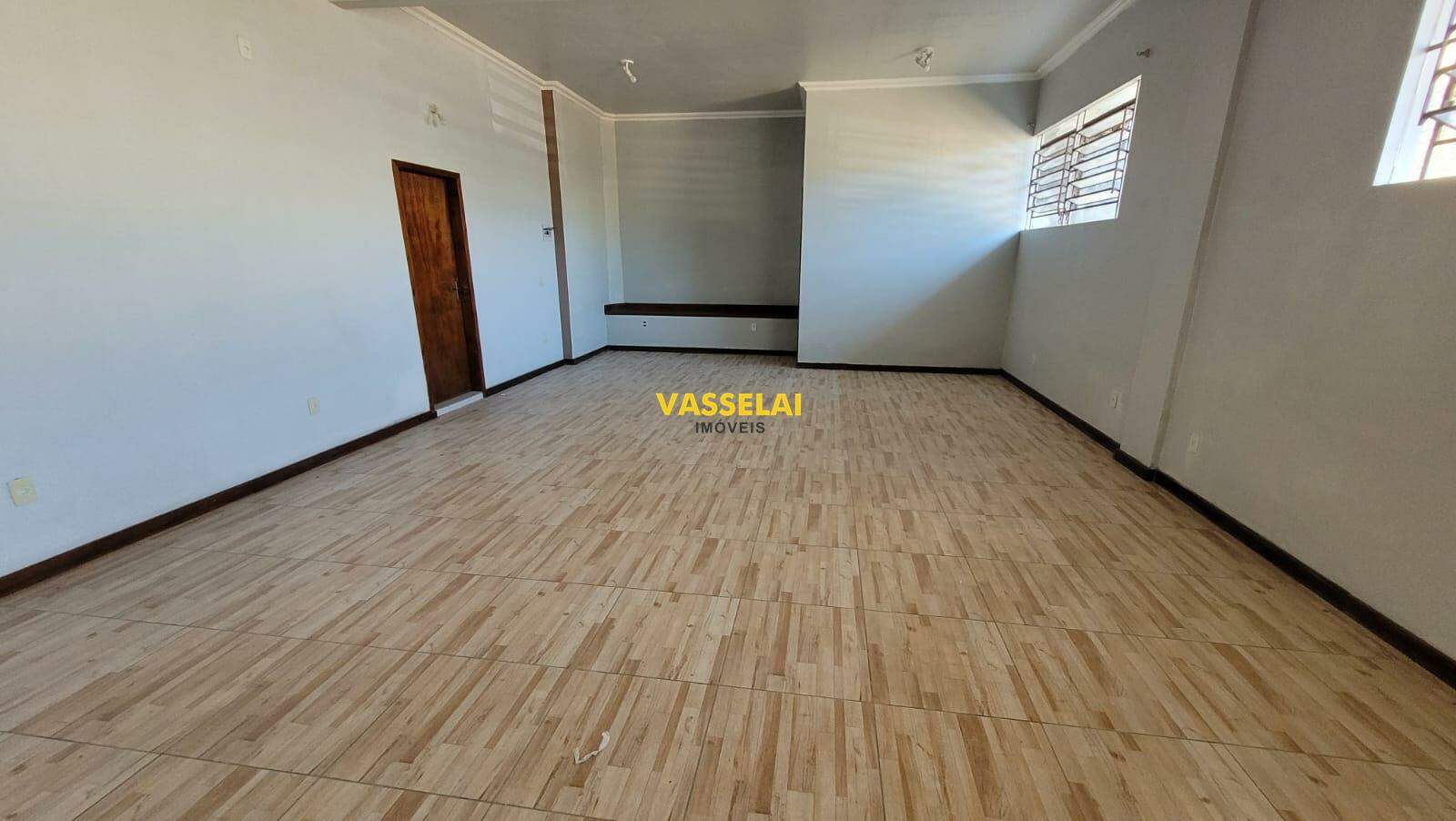 Comercial para aluguel no Fundo Canoas: 