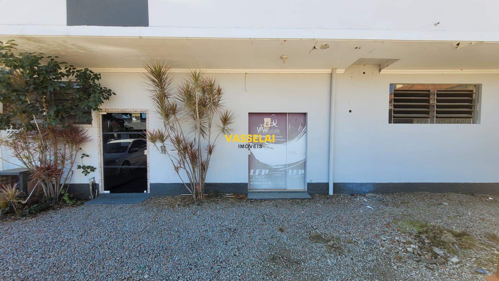 Comercial para aluguel no Fundo Canoas: 
