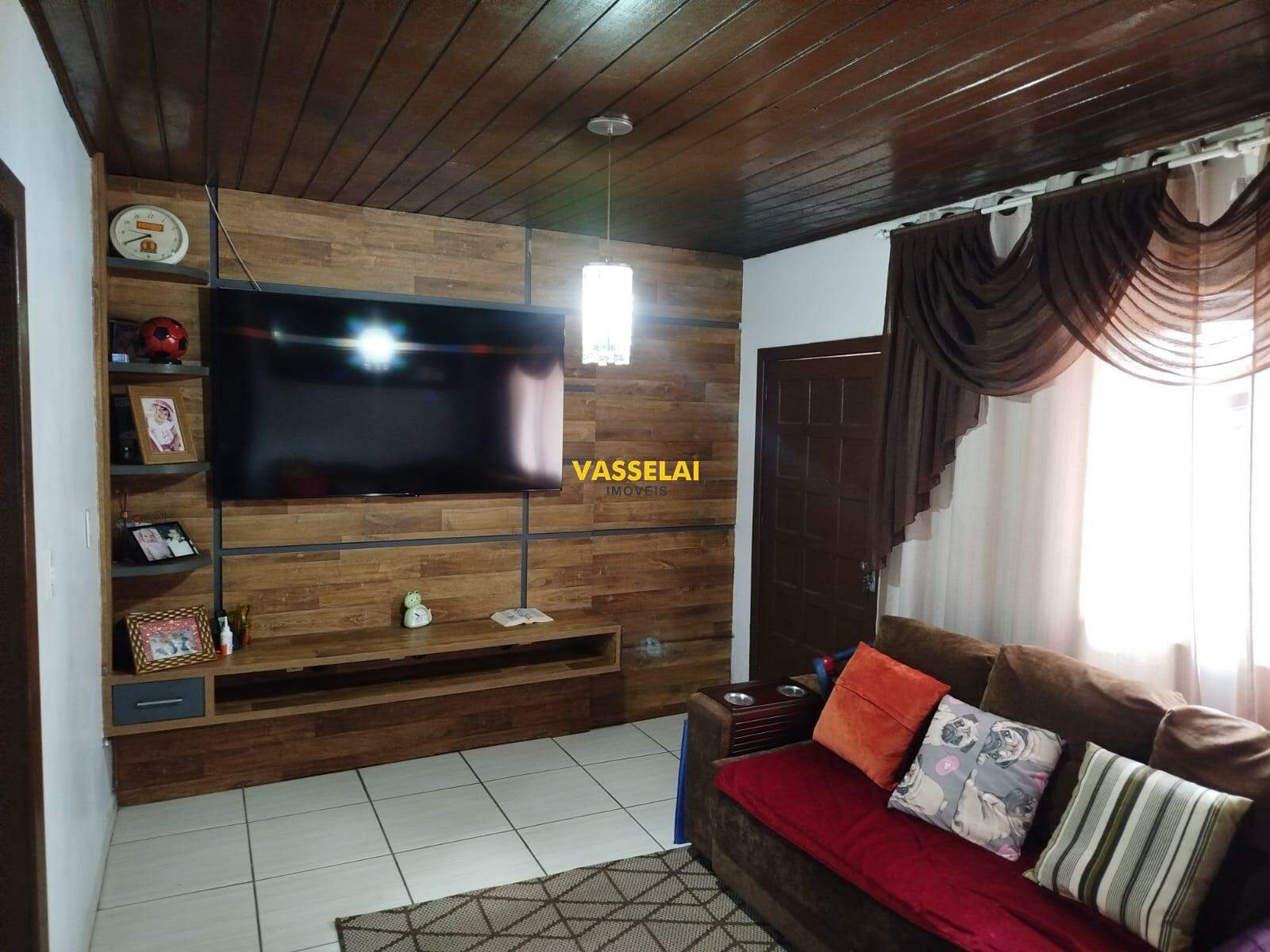 Casa à venda no Canta Galo: