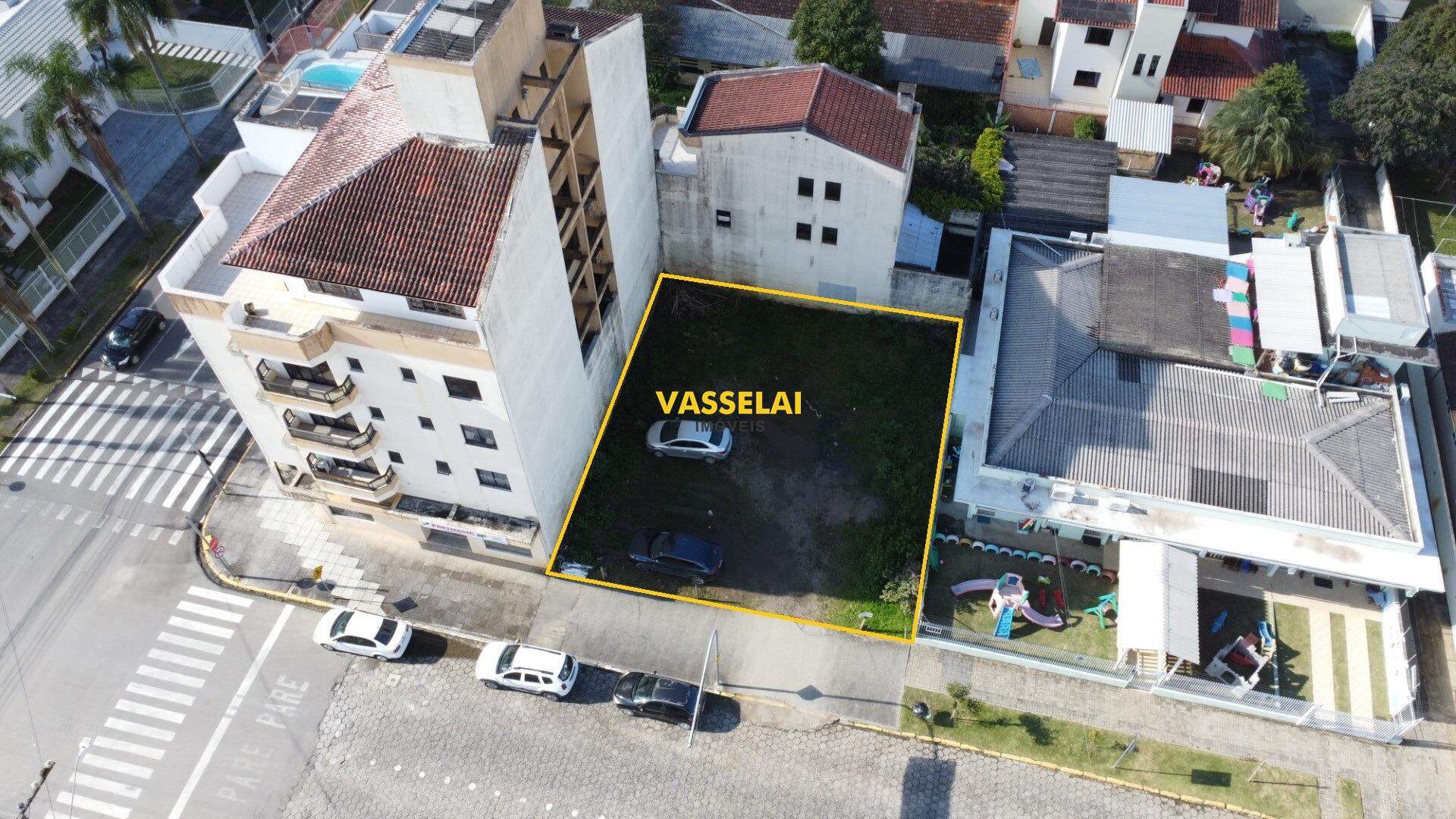 Terreno à venda no Jardim América: 