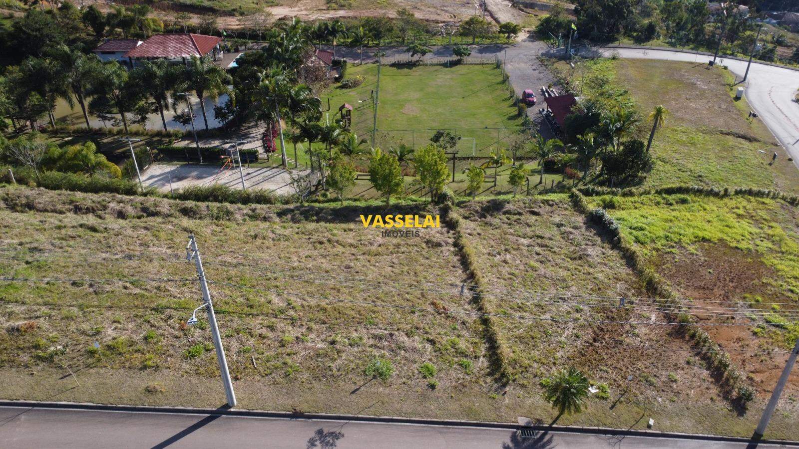 Terreno à venda no Albertina: 