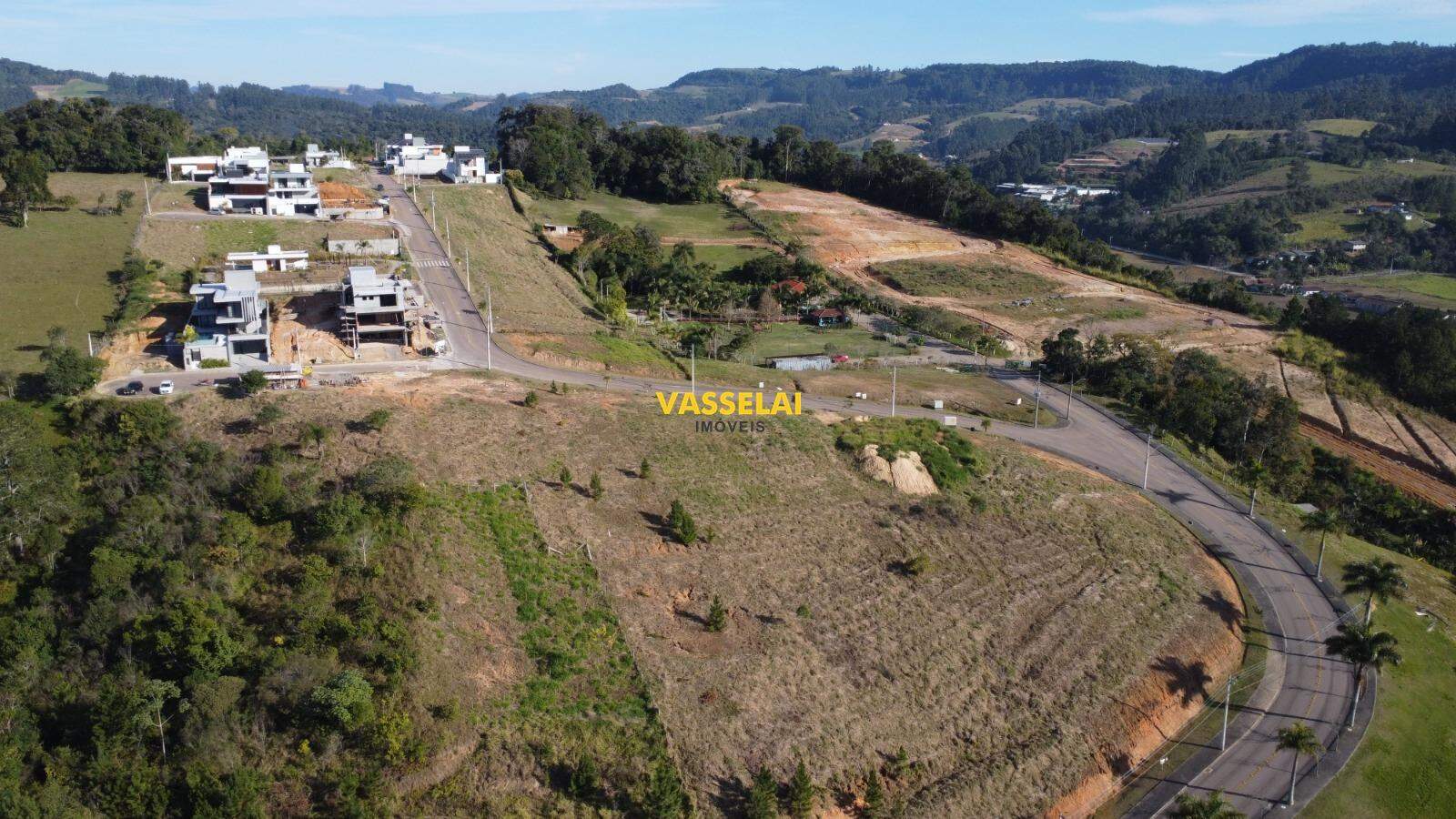 Terreno à venda no Albertina: 
