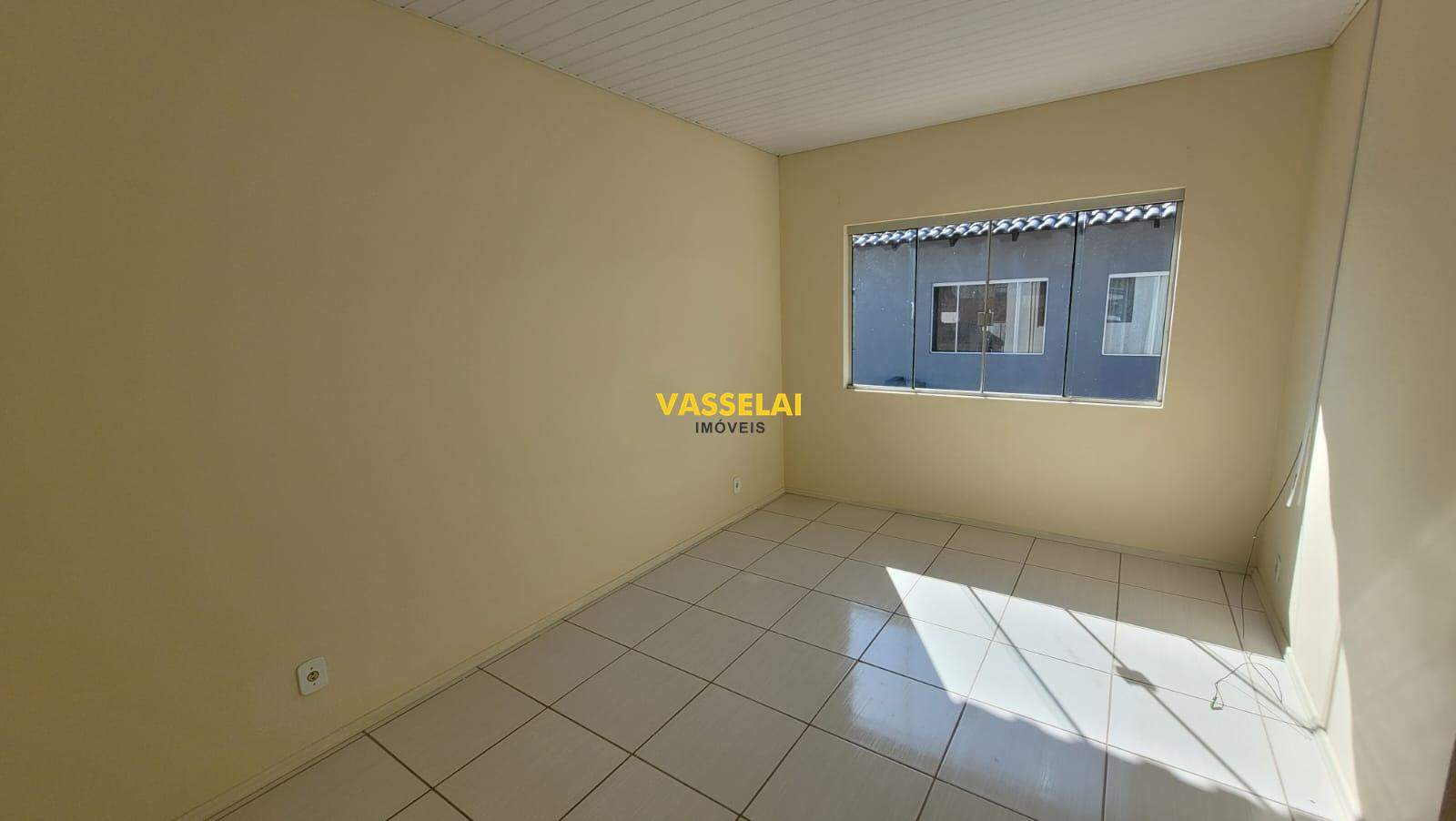Casa para aluguel no Navegantes: