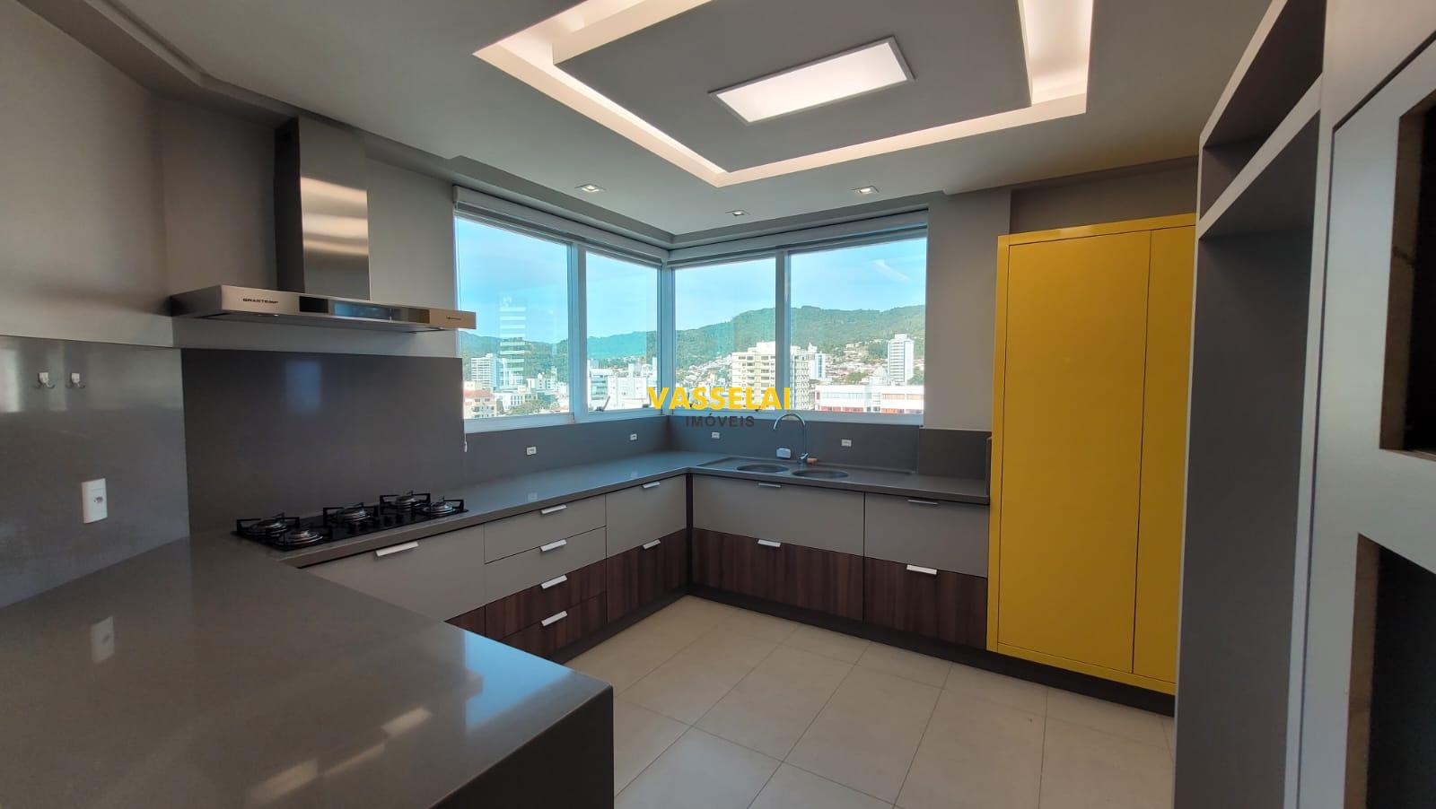 Apartamento à venda no Jardim América: