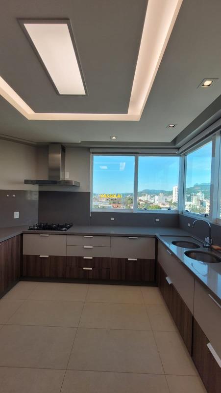 Apartamento à venda no Jardim América: