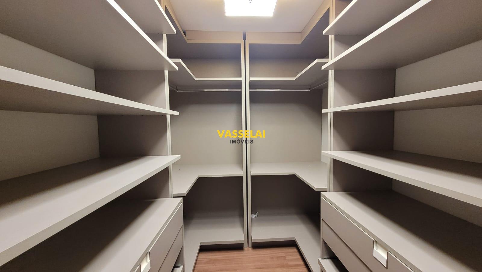 Apartamento à venda no Jardim América: