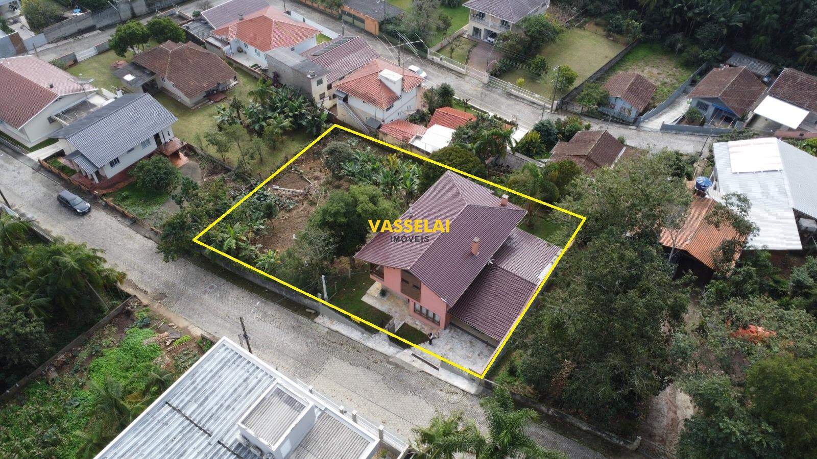 Casa à venda no Eugênio Schneider: 